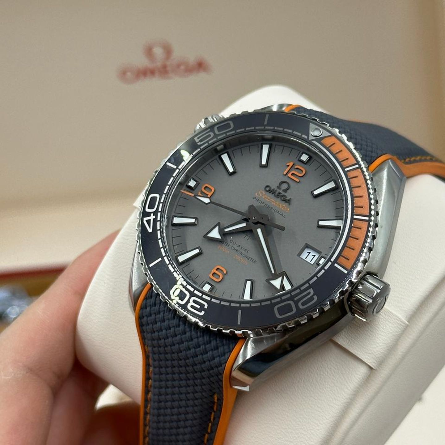 Omega Seamaster Planet Ocean 215.92.44.21.99.001 - (9/10)