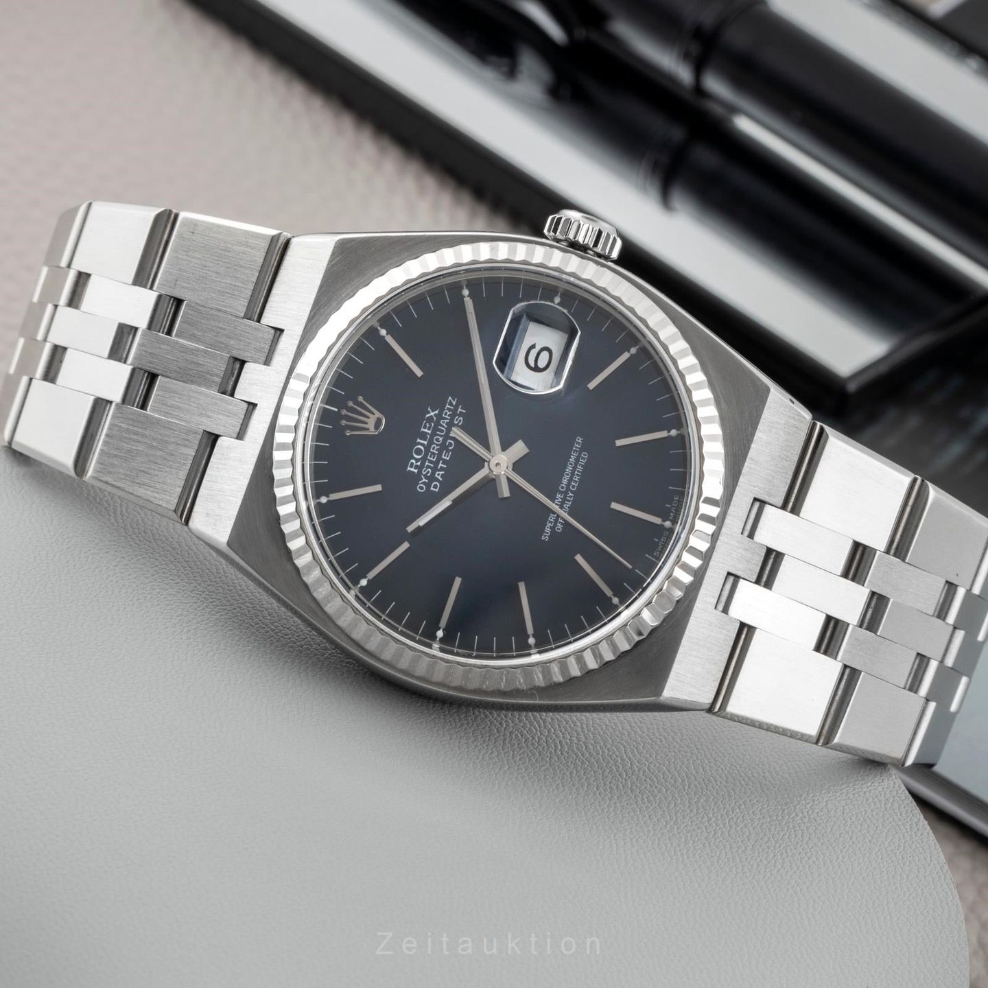 Rolex Date 17014A - (2/8)