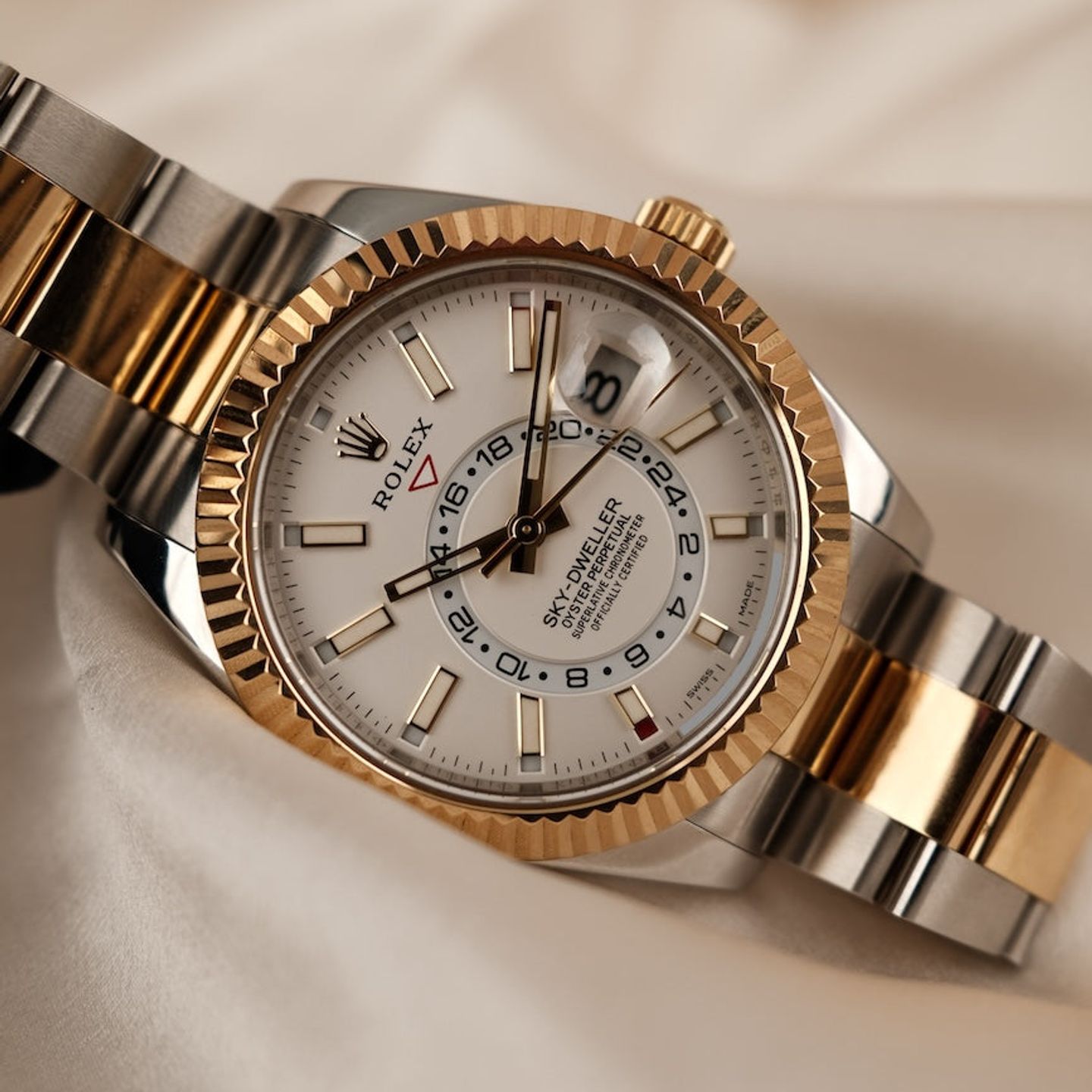 Rolex Sky-Dweller 326933 - (3/8)