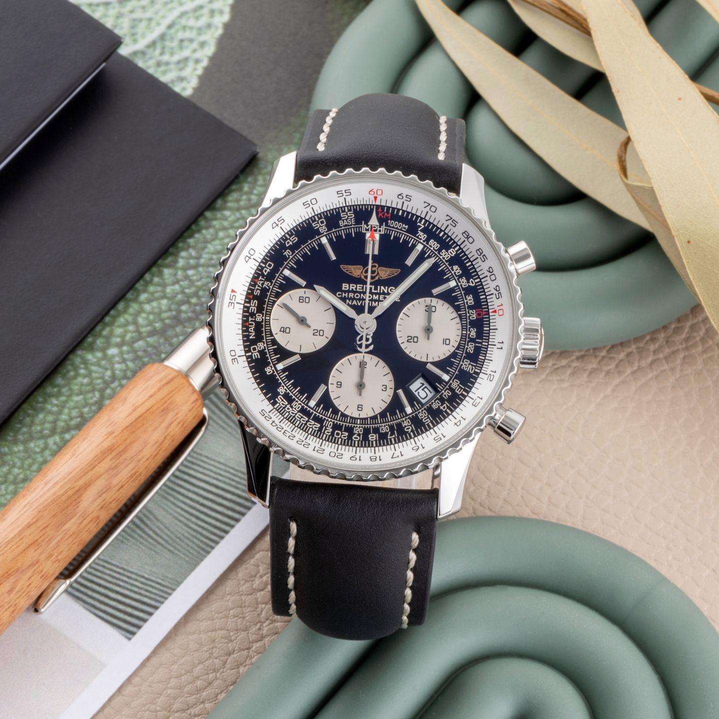 Breitling Navitimer A23322 (Unknown (random serial)) - 42 mm Steel case (1/8)