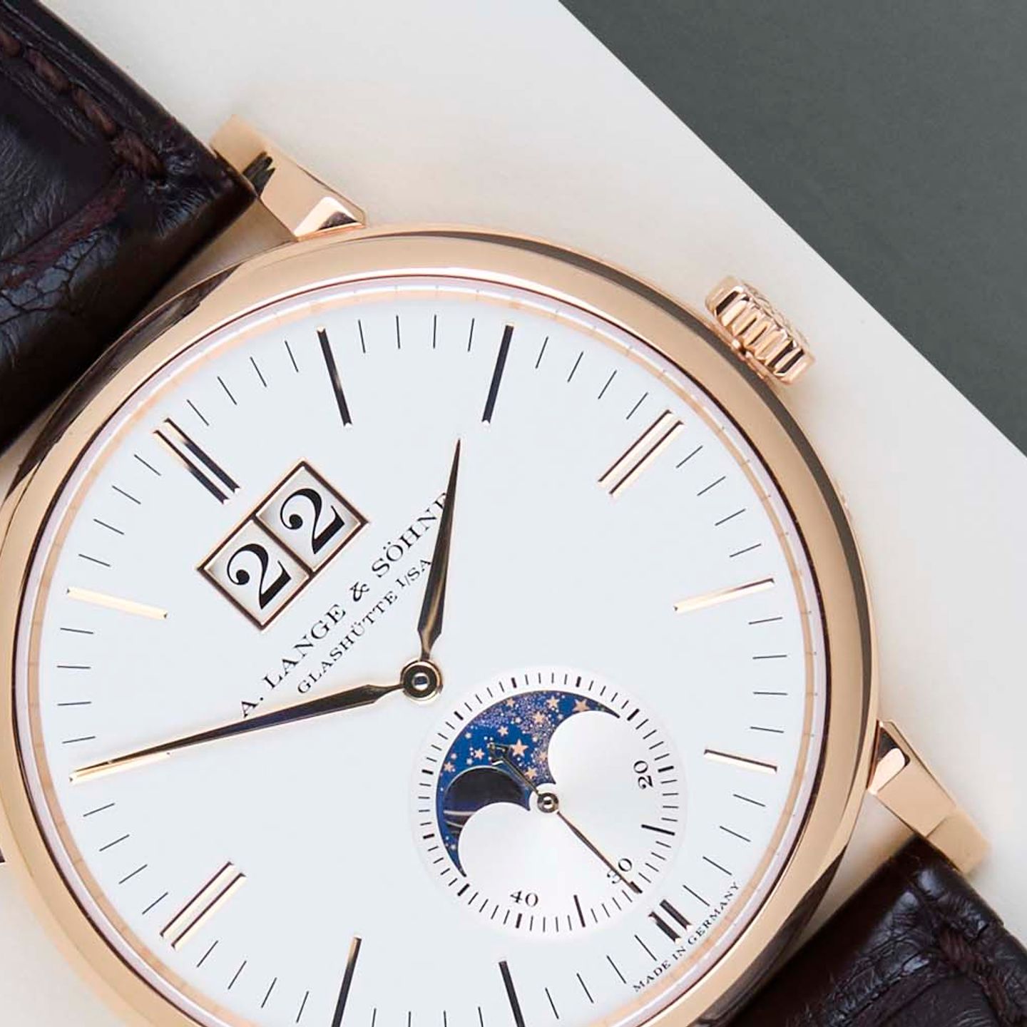 A. Lange & Söhne Saxonia 384.032 - (4/8)