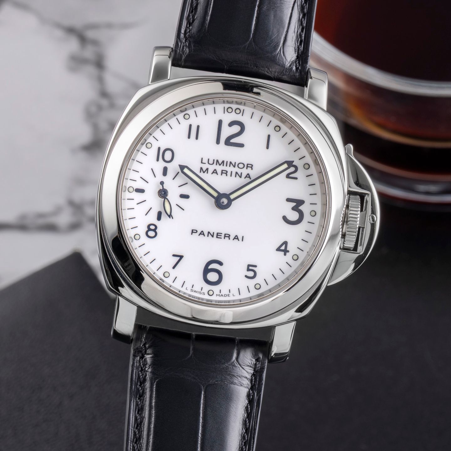 Panerai Luminor PAM00033 (2001) - Black dial 44 mm Steel case (3/8)