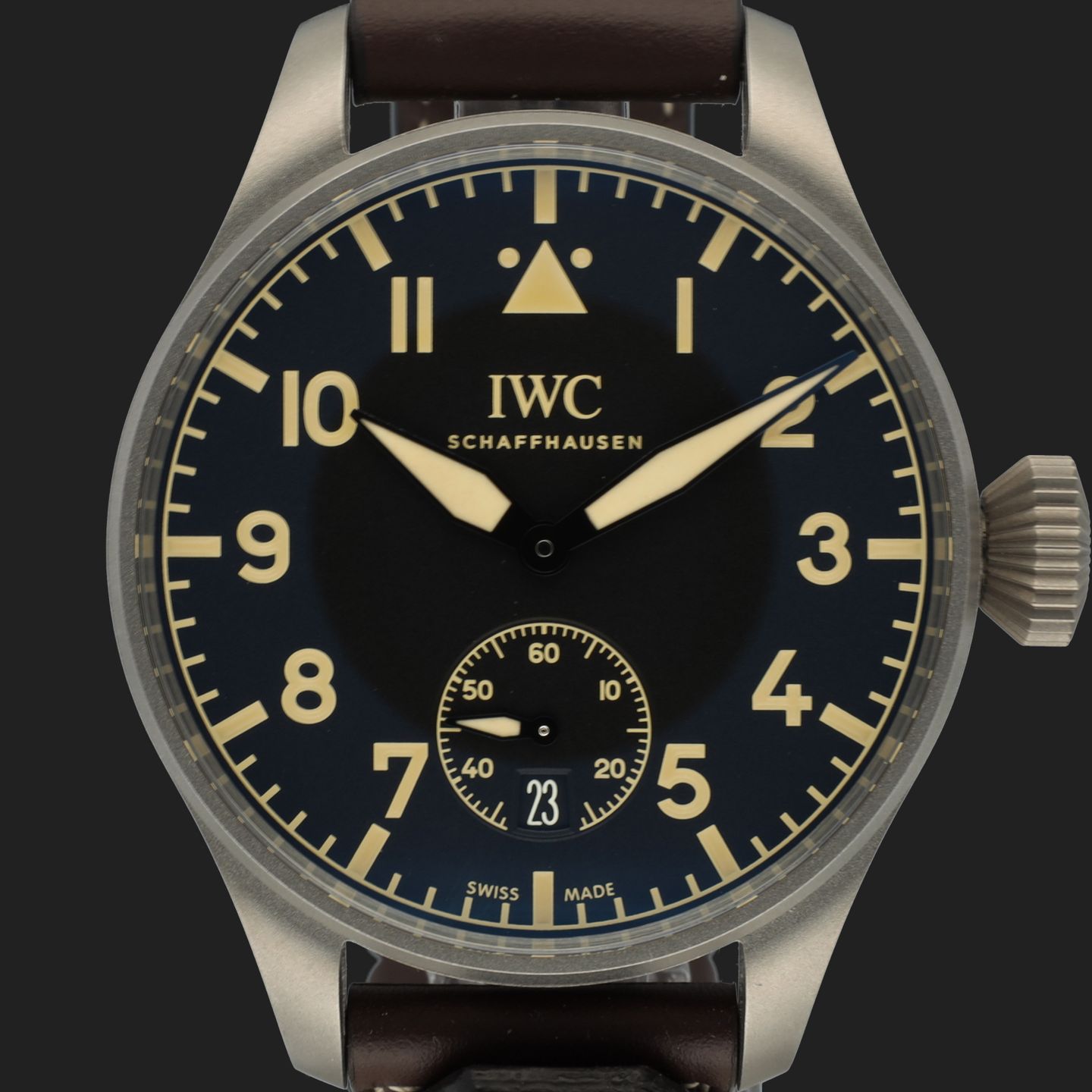 IWC Big Pilot IW510301 (2017) - Black dial 48 mm Titanium case (2/8)