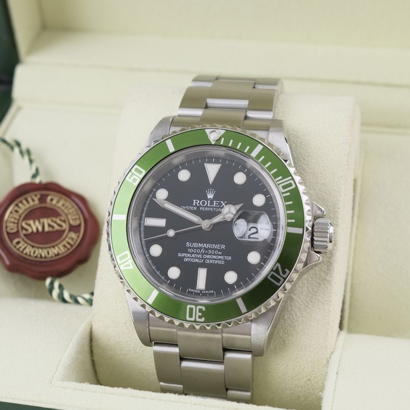 Rolex Submariner Date 16610LV - (3/8)