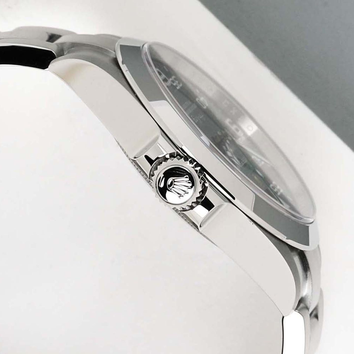 Rolex Air-King 126900 (2024) - Black dial 40 mm Steel case (7/8)