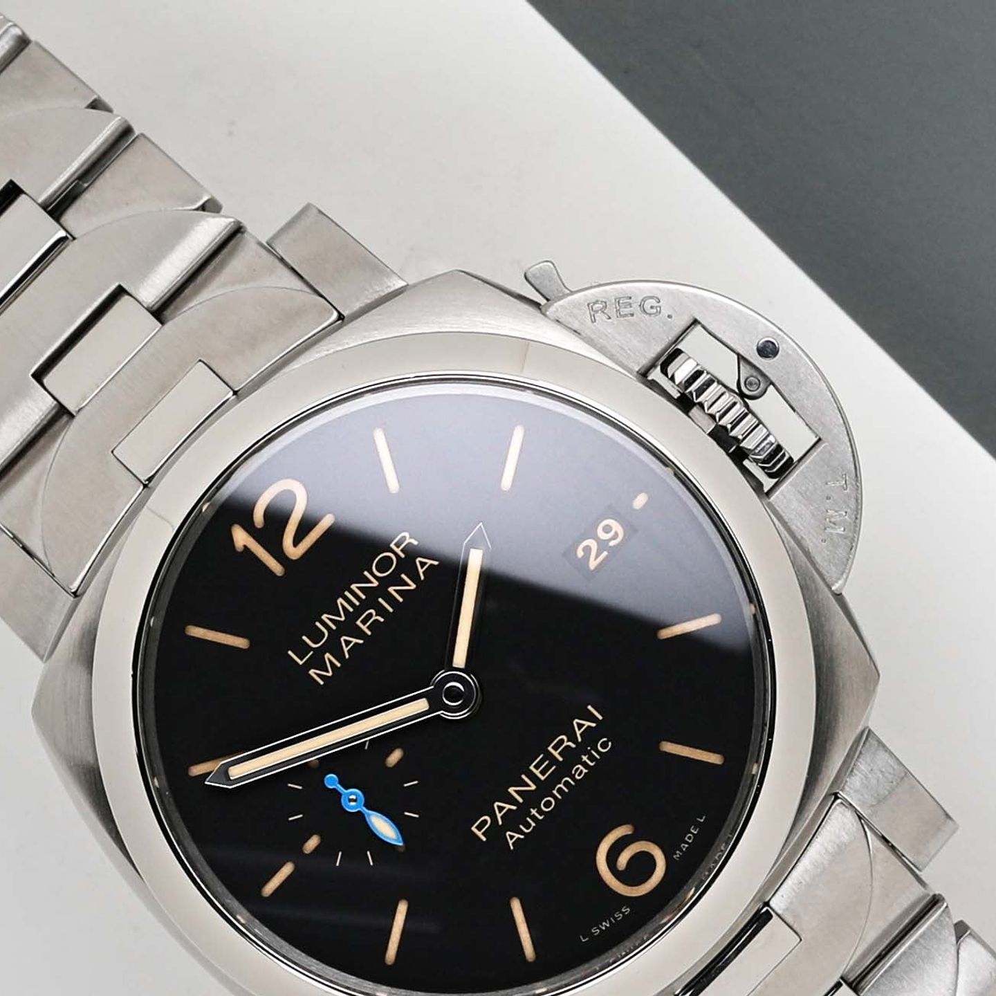 Panerai Luminor Marina 1950 3 Days Automatic PAM00722 (2019) - Zwart wijzerplaat 42mm Staal (3/8)