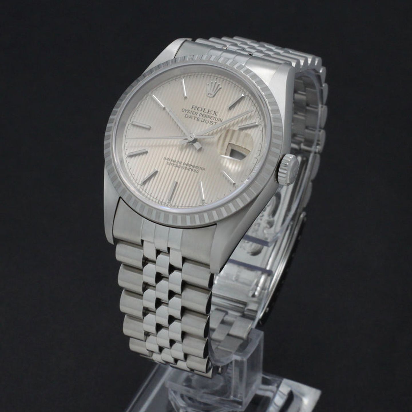 Rolex Datejust 36 16220 (2001) - Zilver wijzerplaat 36mm Staal (2/7)