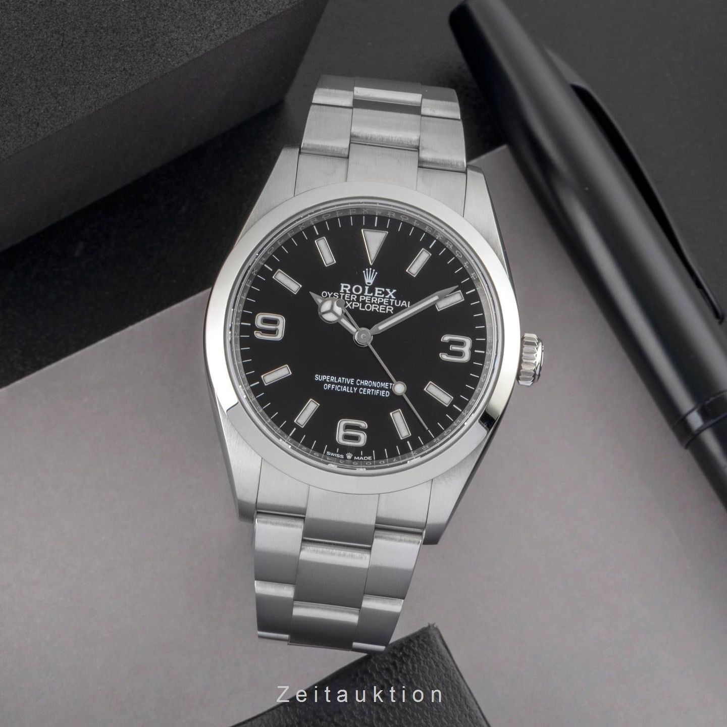 Rolex Explorer 124270 - (3/8)