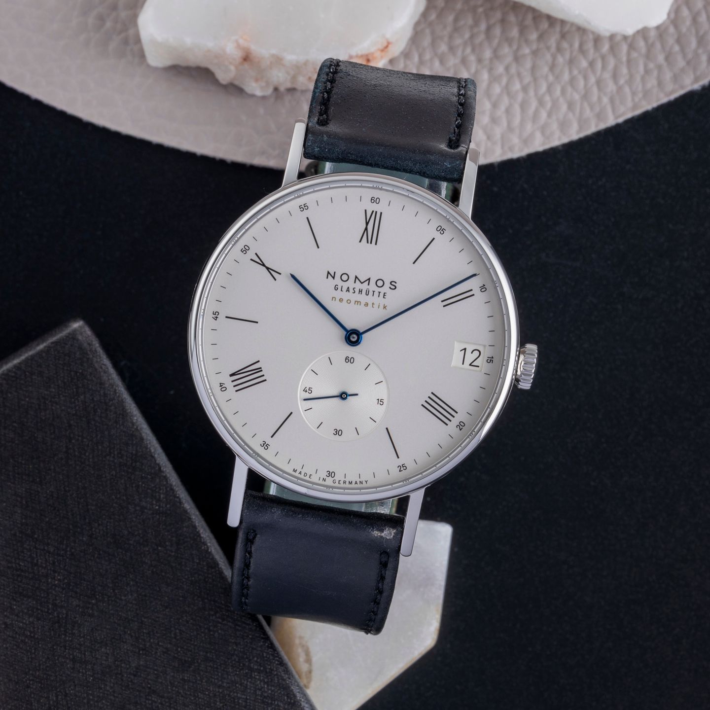 NOMOS Ludwig Neomatik 261 - (1/8)