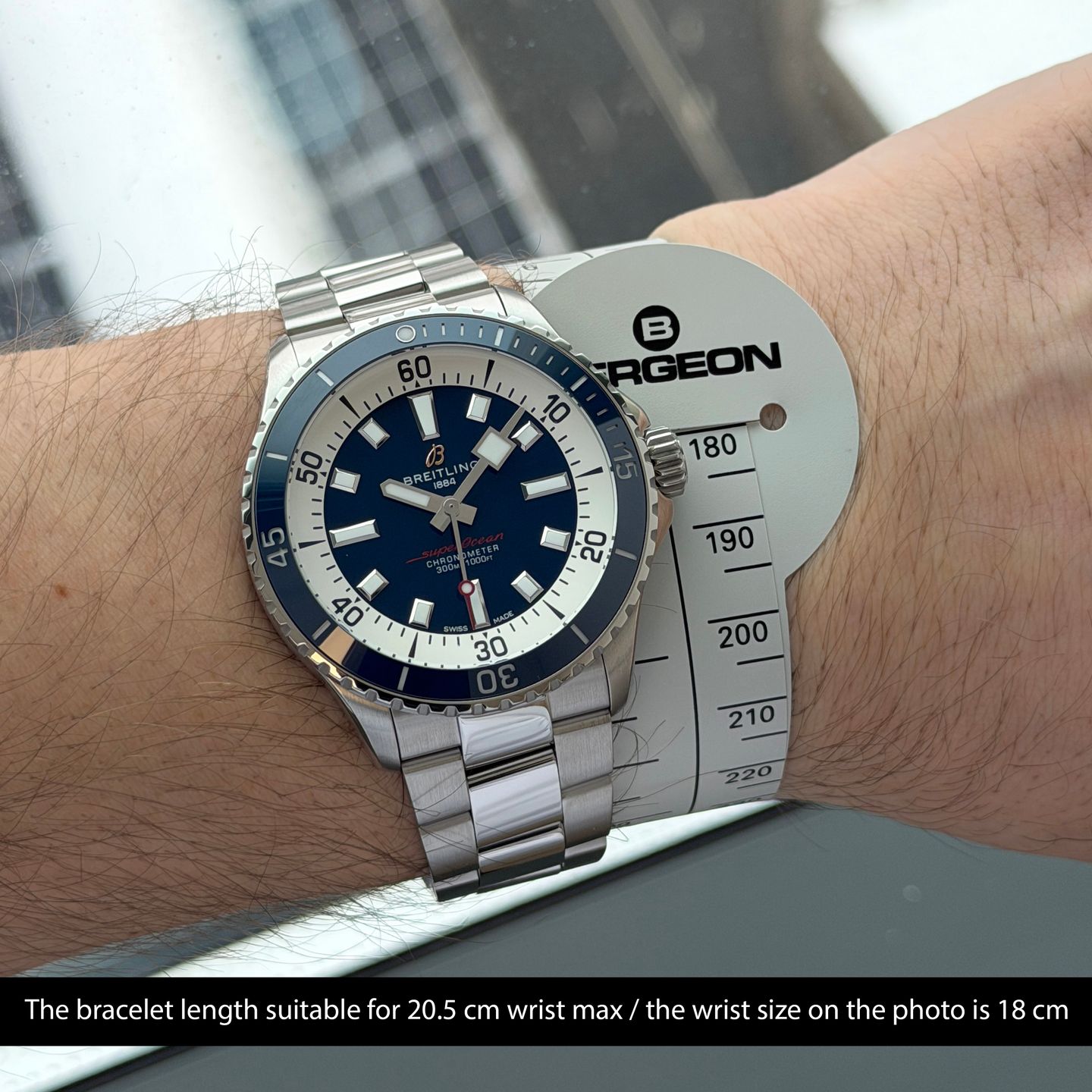 Breitling Superocean 42 A17375E71C1A1 (2022) - Blauw wijzerplaat 42mm Staal (2/8)