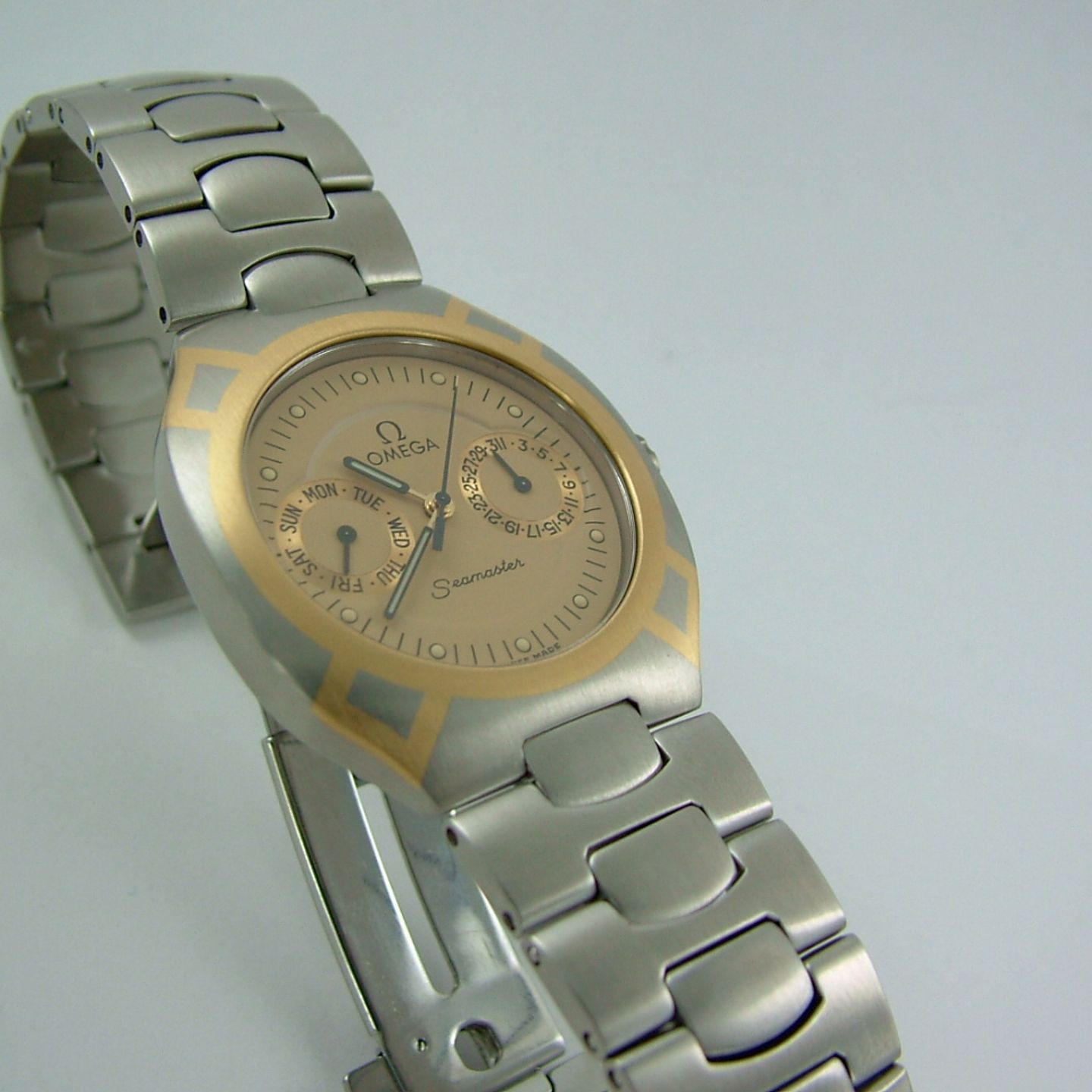 Omega Seamaster - (1995) - Champagne wijzerplaat 30mm Goud/Staal (3/7)
