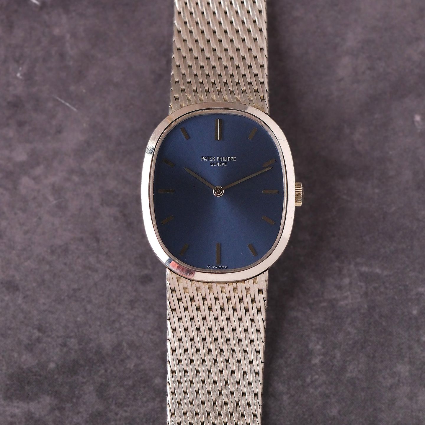 Patek Philippe Golden Ellipse 3548G - (3/6)