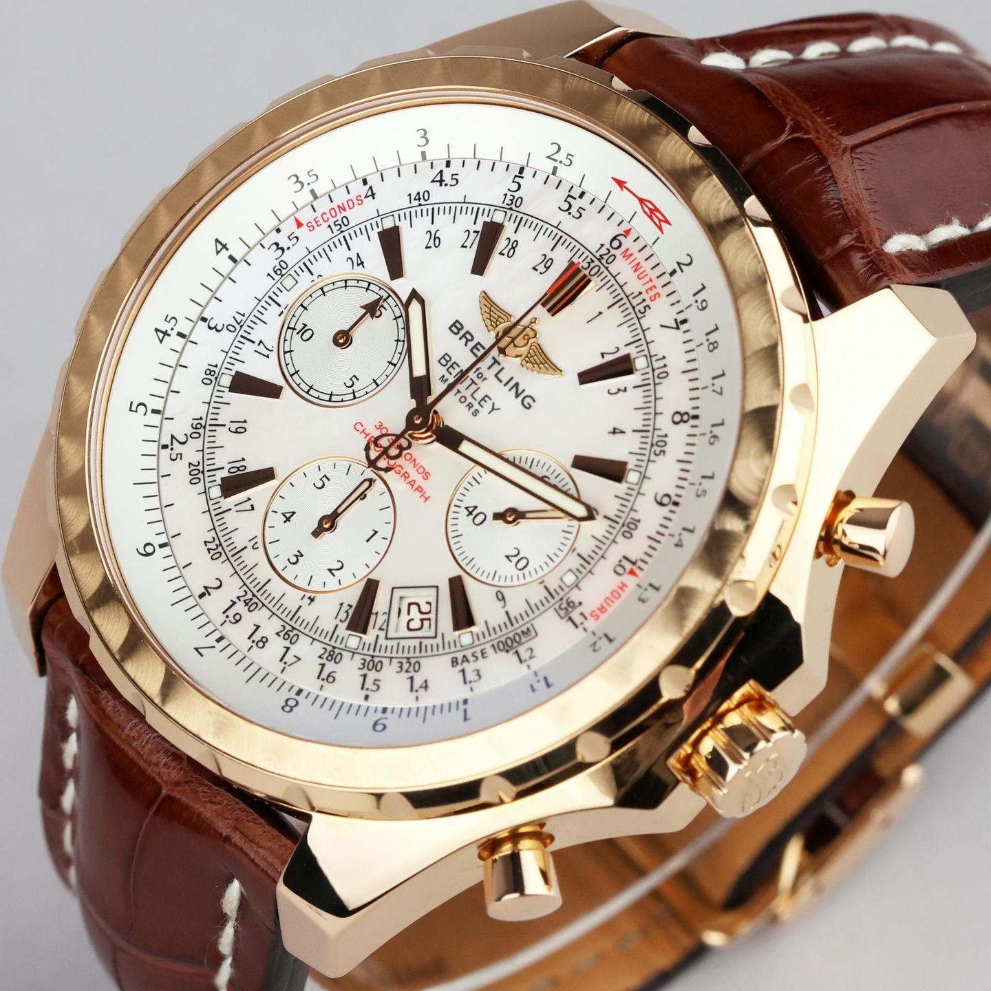 Breitling Bentley Motors H25363 (2007) - 49 mm Rose Gold case (5/8)