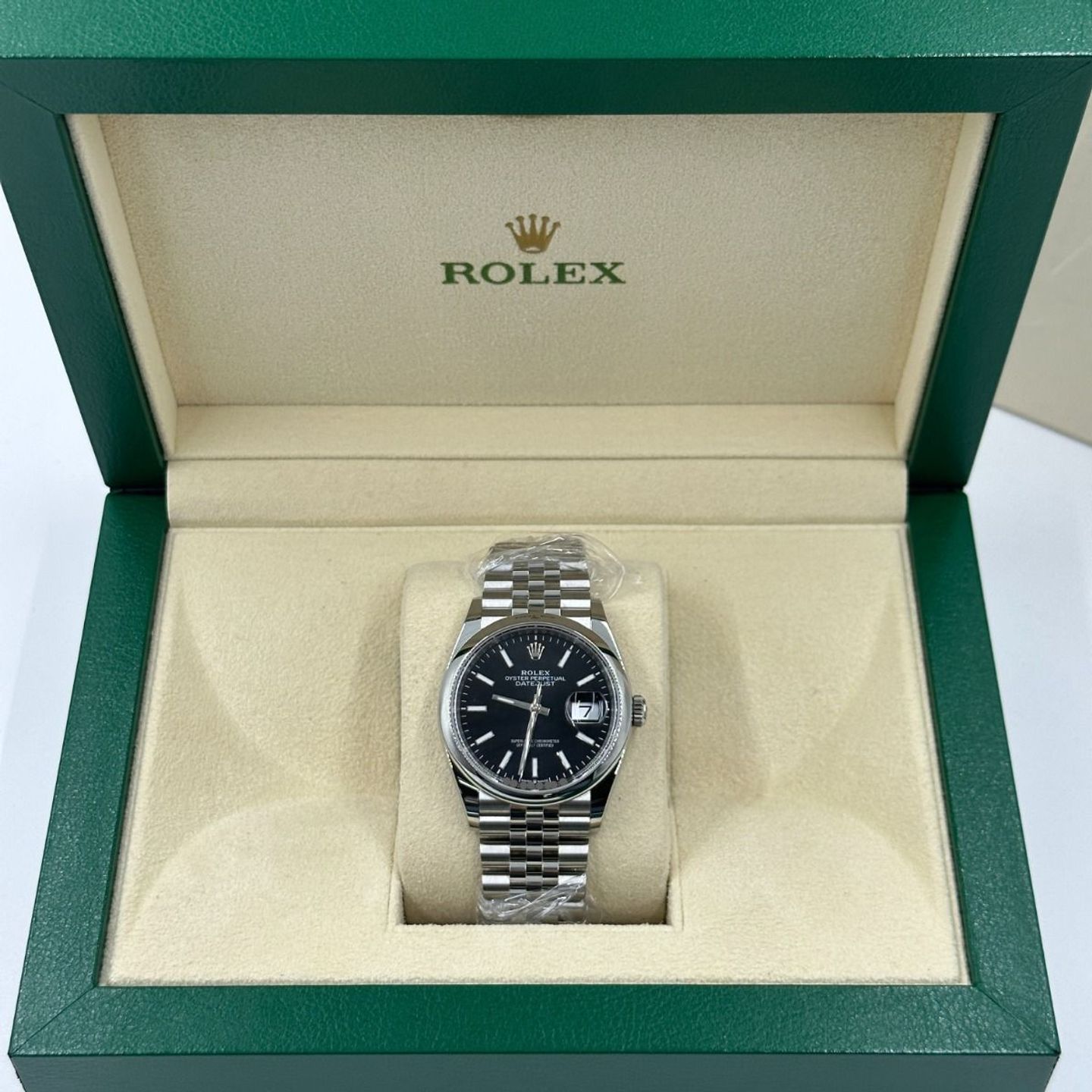 Rolex Datejust 36 126200 (2024) - Zwart wijzerplaat 36mm Staal (4/8)