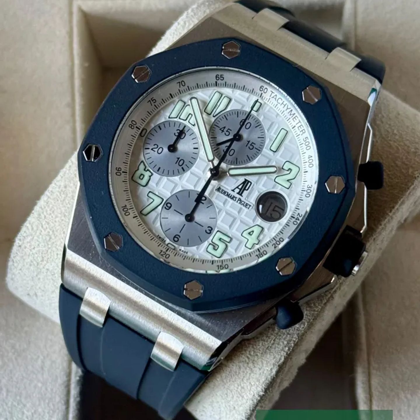 Audemars Piguet Royal Oak Offshore Chronograph 25940SK.OO.D002CA.02 - (3/7)