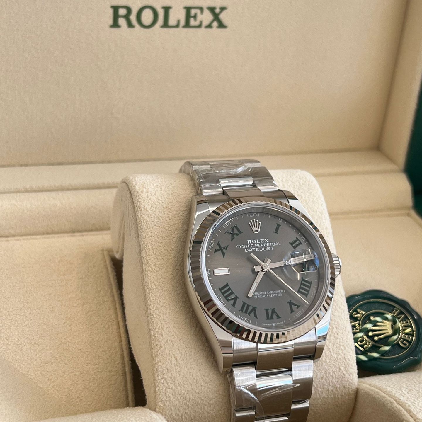 Rolex Datejust 36 126234-0046 (2025) - Grey dial 36 mm Steel case (3/5)