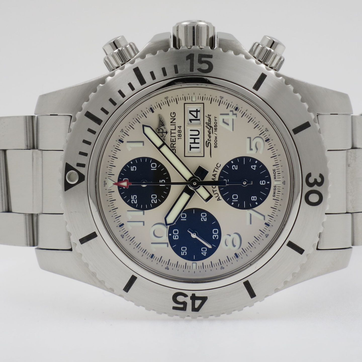 Breitling Superocean Chronograph Steelfish A13341C3.G782.162A (2015) - Zilver wijzerplaat 44mm Staal (2/4)