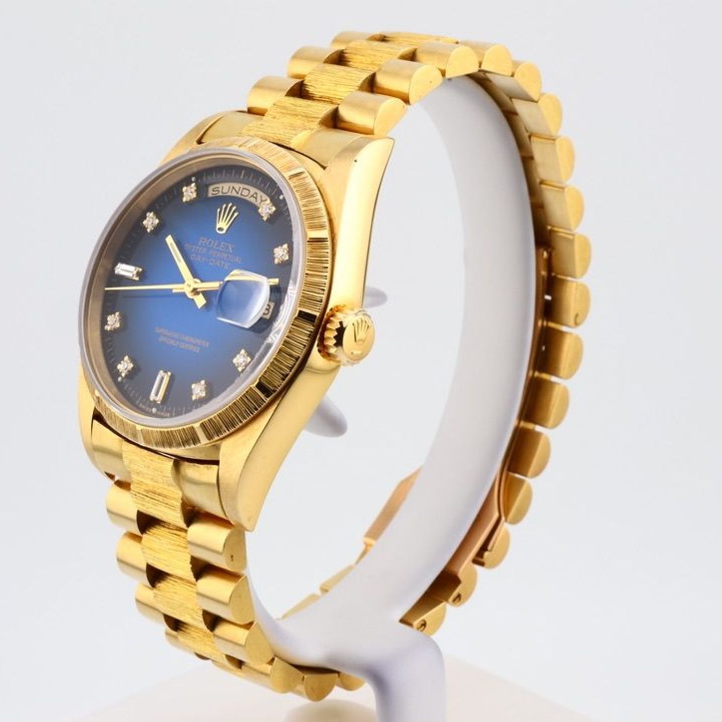 Rolex Day-Date 36 18248 (1993) - Blauw wijzerplaat 36mm Geelgoud (2/8)