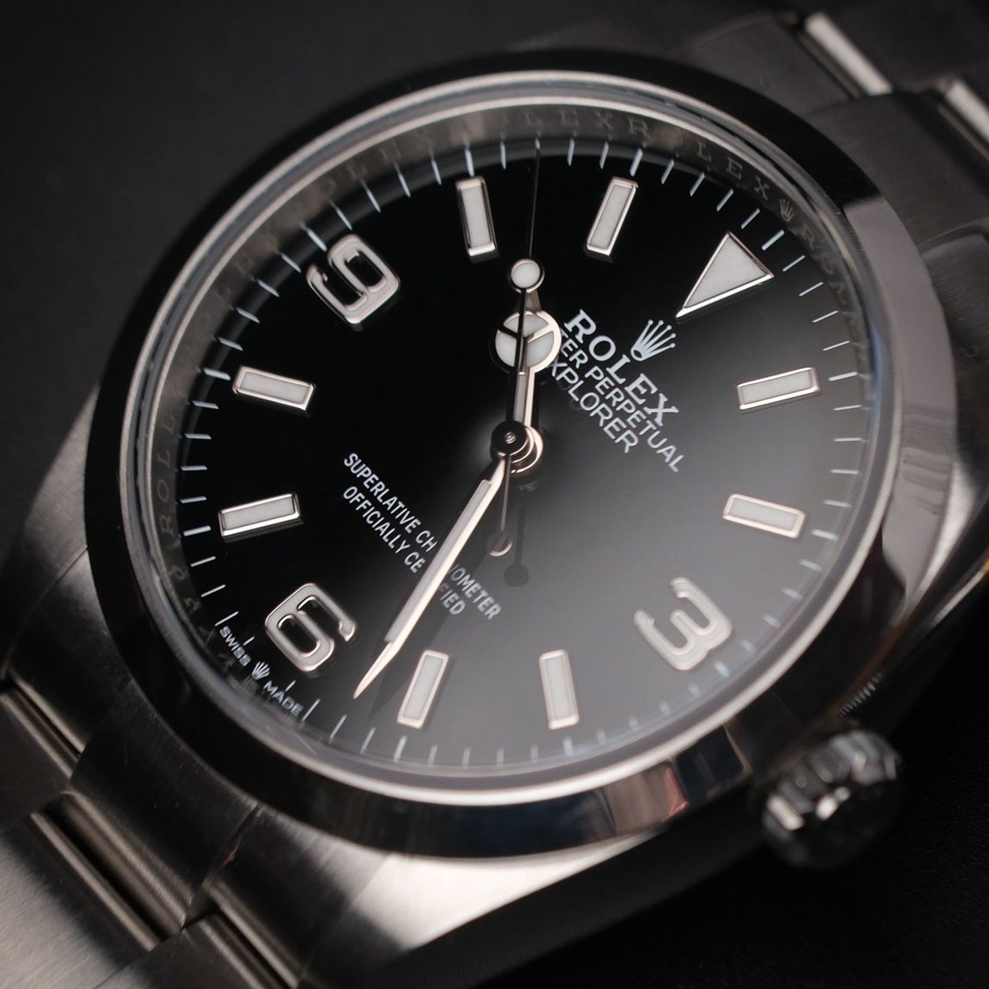 Rolex Explorer 124270 (Unknown (random serial)) - Black dial 36 mm Steel case (4/7)