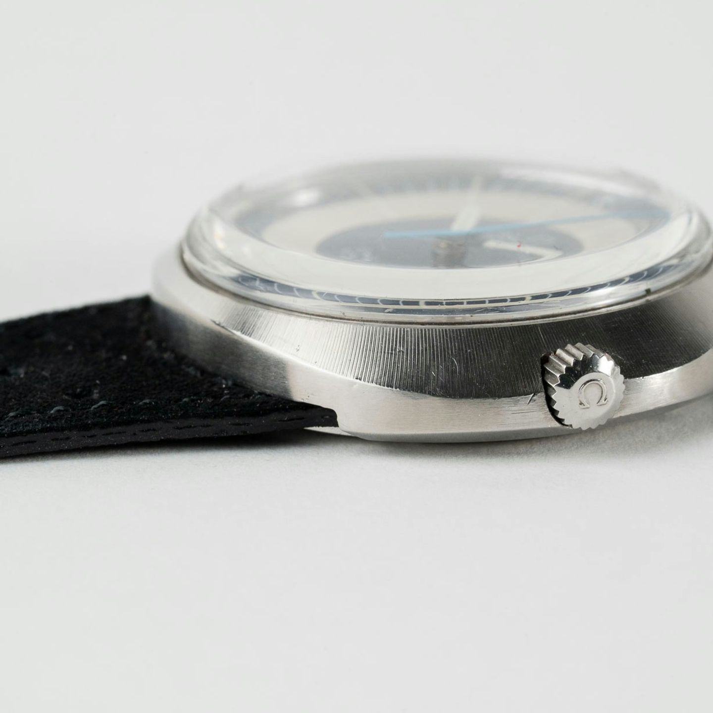 Omega Genève 165.039 - (7/8)