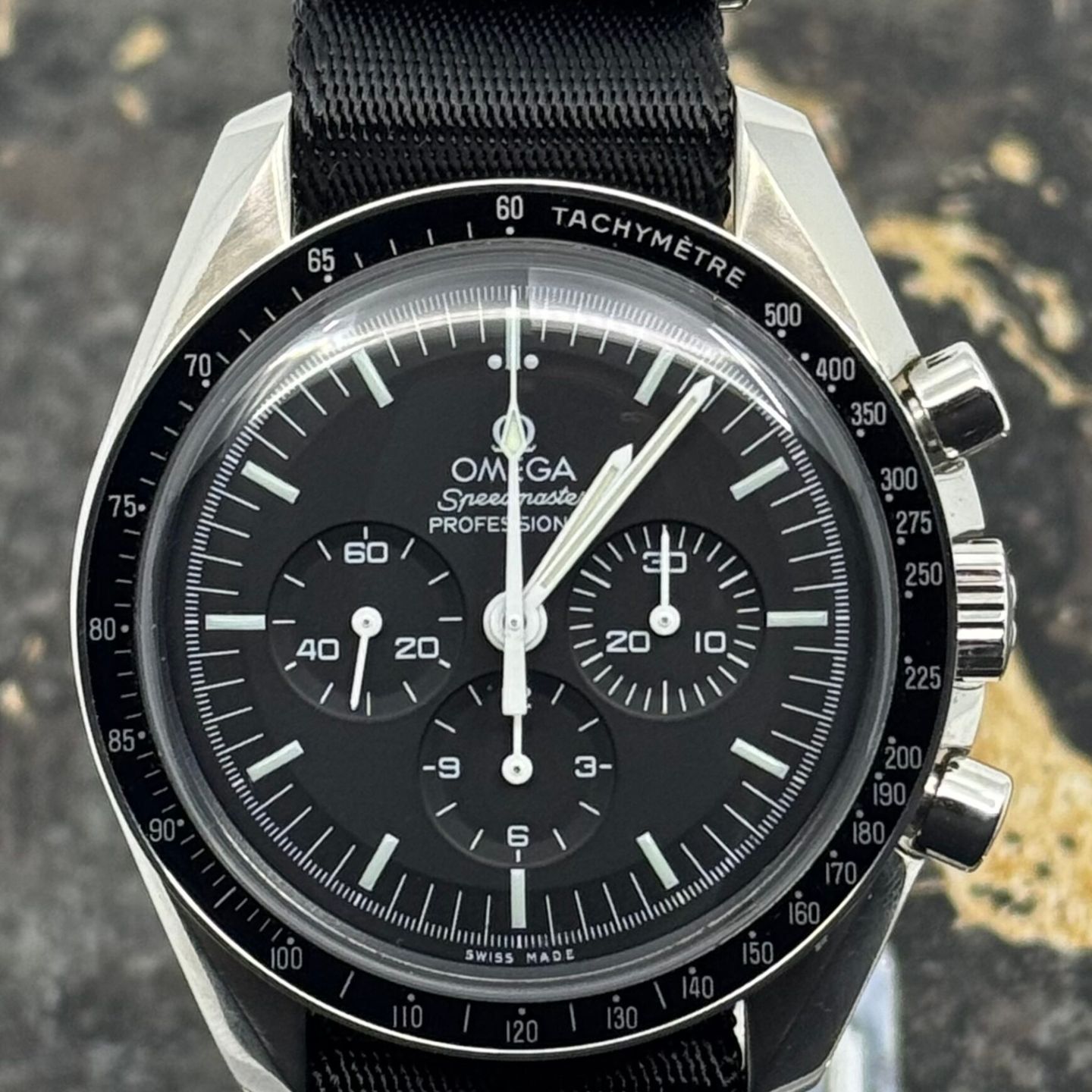 Omega Speedmaster Professional Moonwatch 311.33.42.30.01.001 - (2/8)