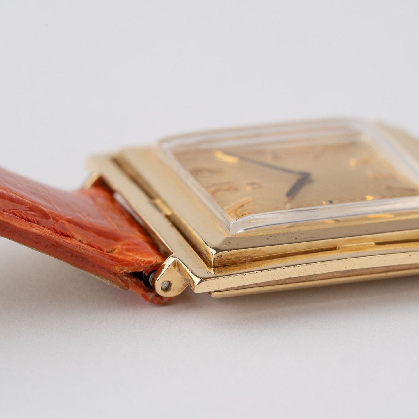 Omega De Ville 14454 (1962) - Champagne dial 33 mm Yellow Gold case (8/8)