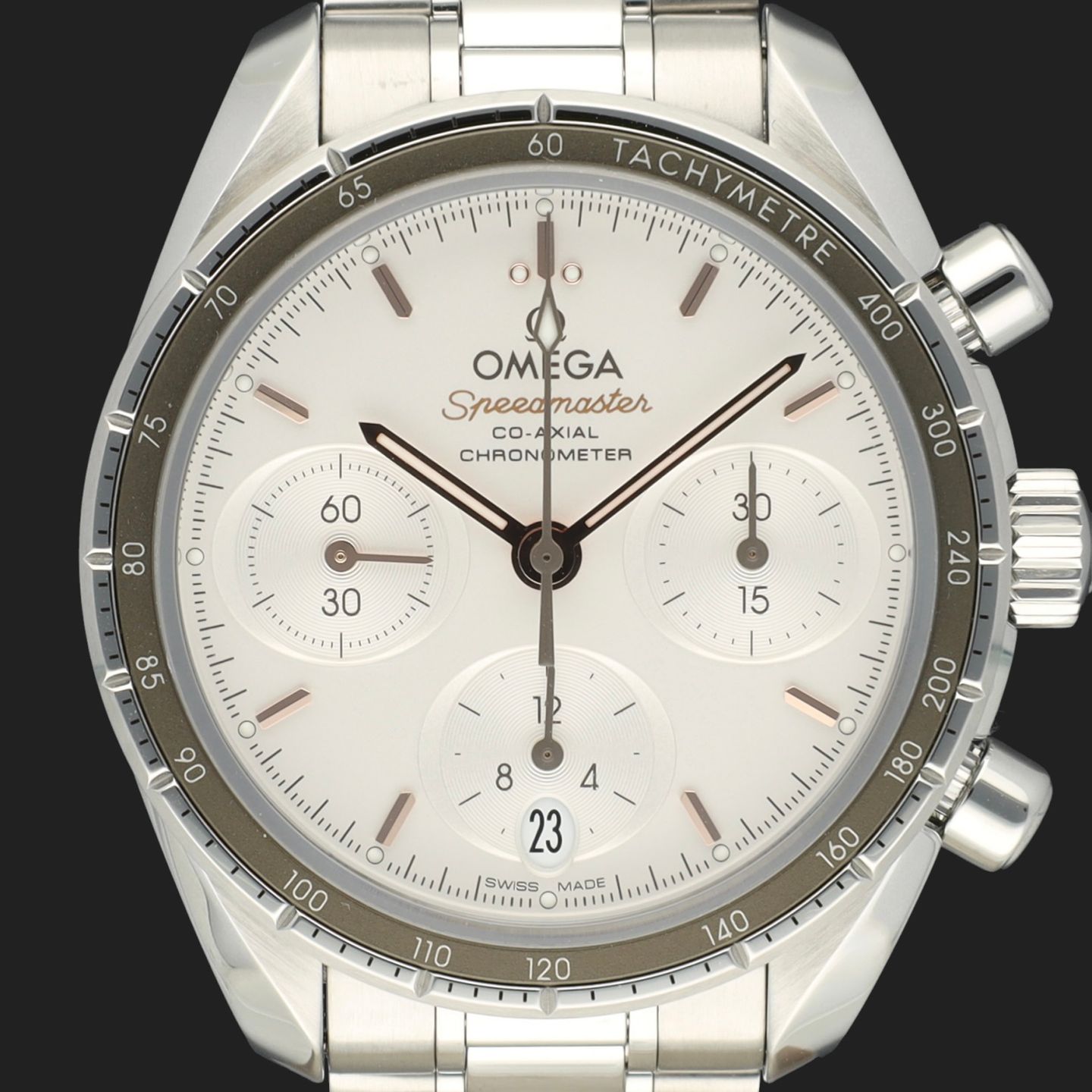 Omega Speedmaster 324.30.38.50.02.001 (2024) - Silver dial 38 mm Steel case (2/8)