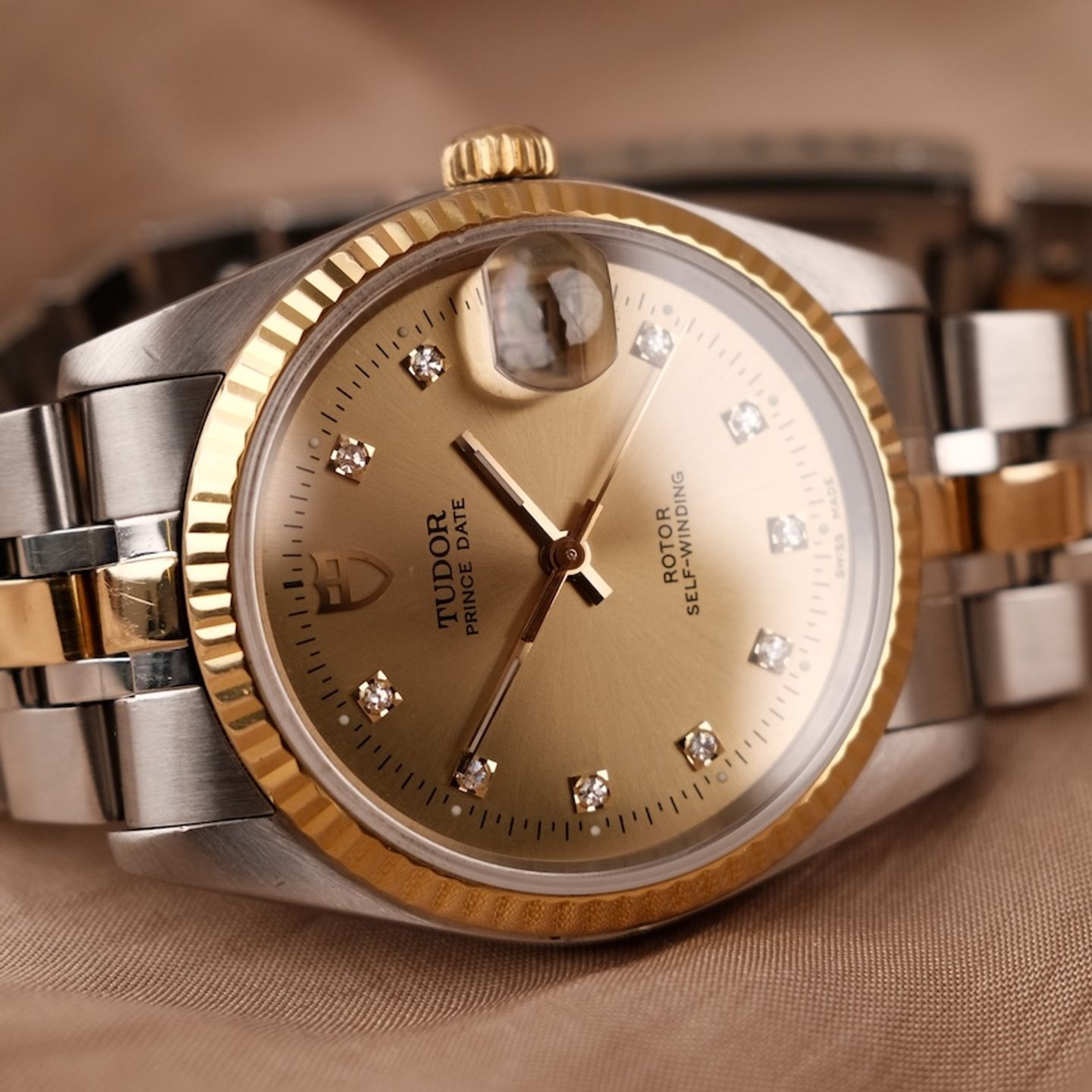 Tudor Prince Date 74033 (2003) - 34 mm Gold/Steel case (3/8)