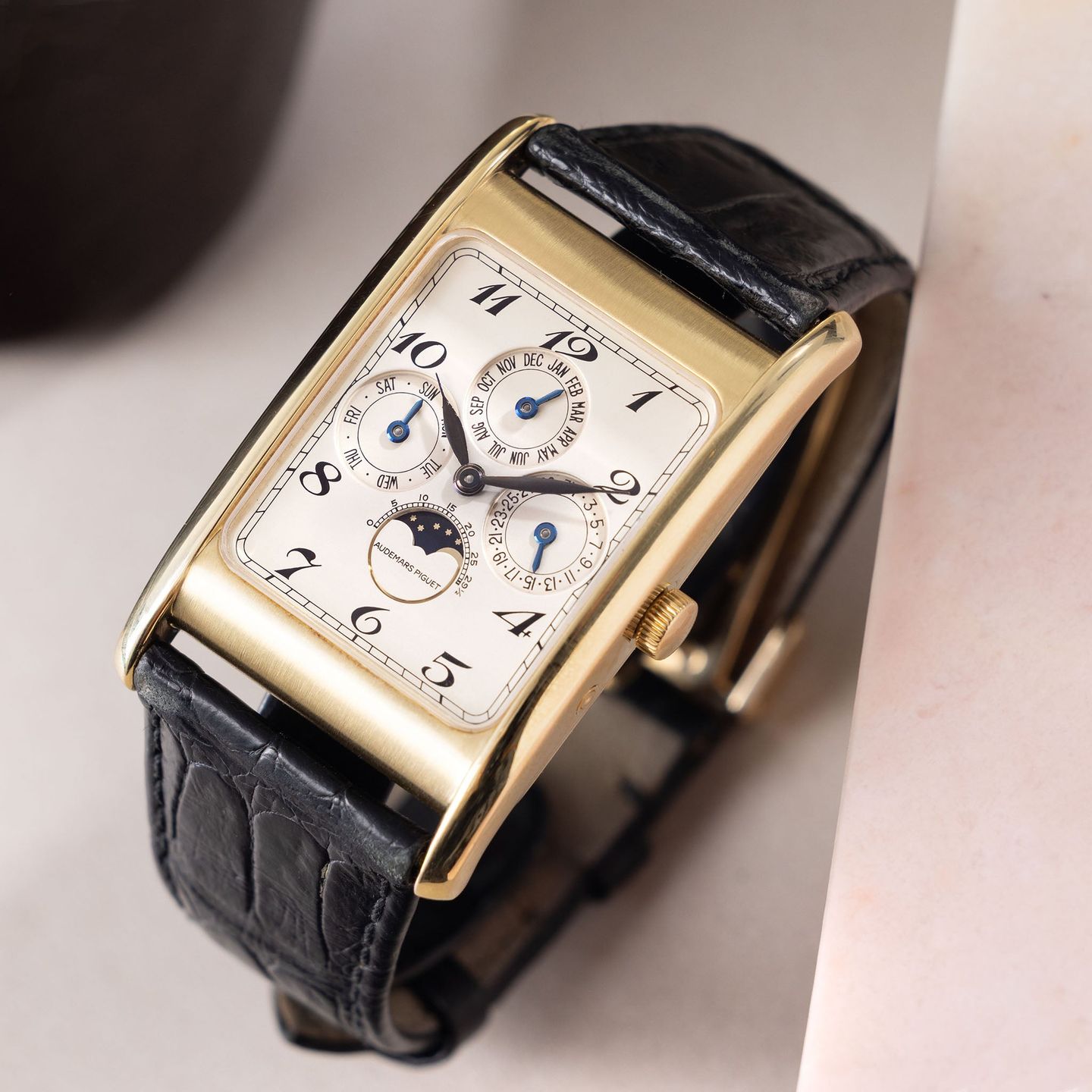 Audemars Piguet Edward Piguet 25682BA - (1/8)