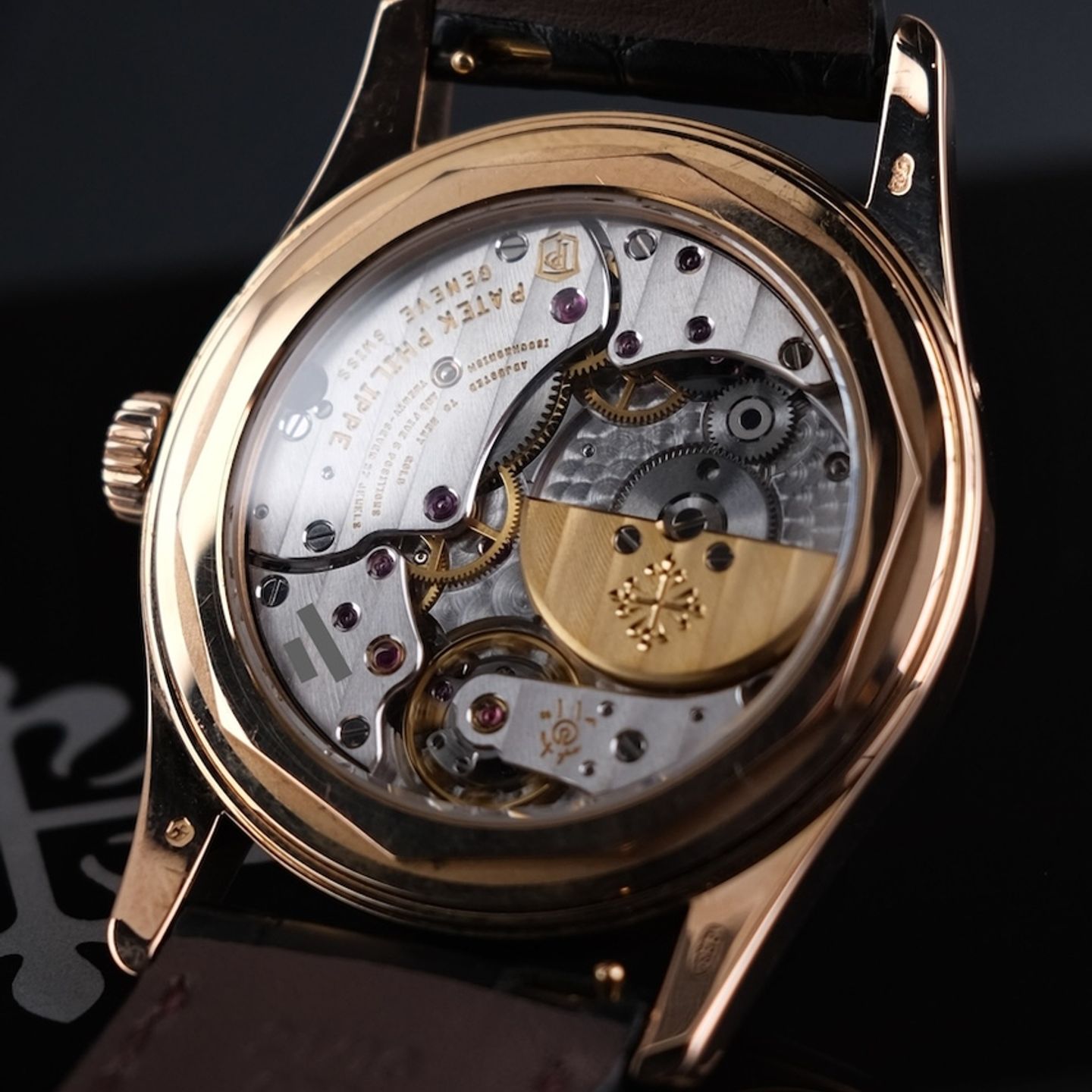 Patek Philippe Calatrava 6000R-001 (2014) - Brown dial 37 mm Rose Gold case (5/8)