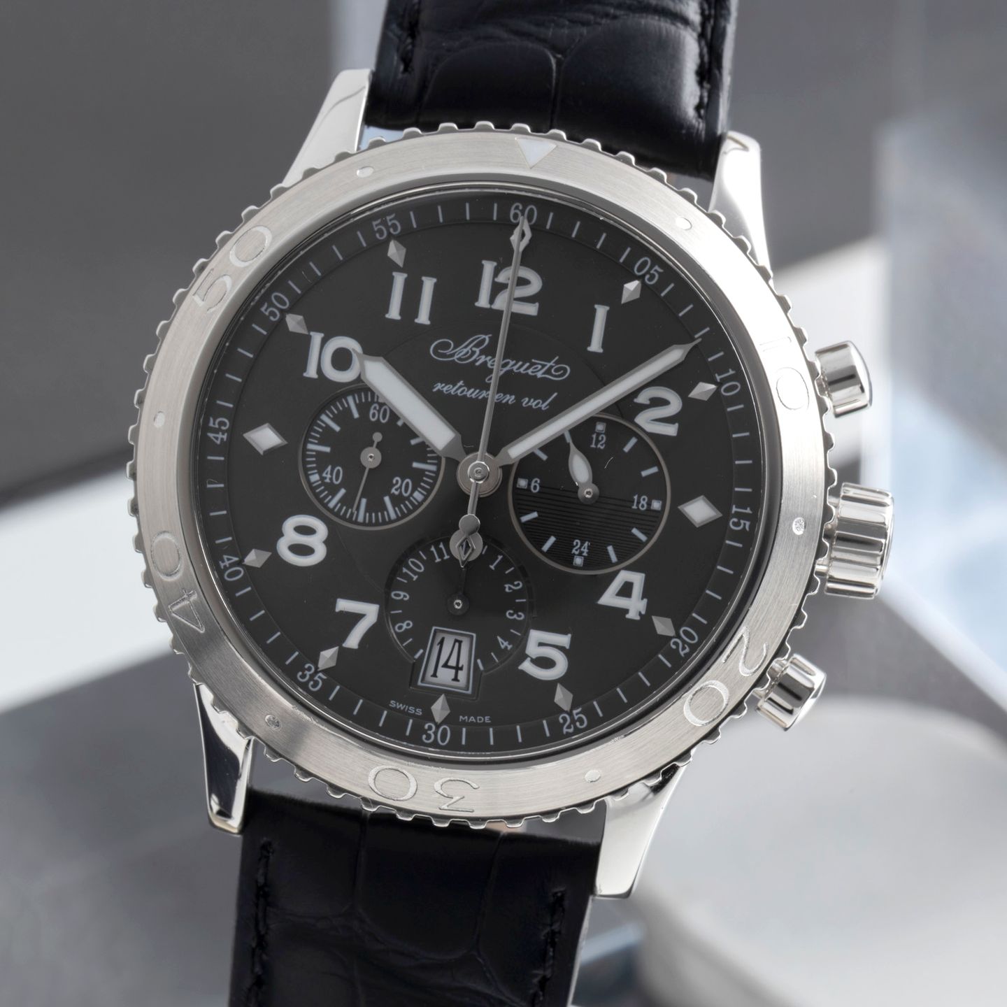 Breguet Type XX - XXI - XXII 3810ST/92/9ZU (Unknown (random serial)) - Black dial 42 mm Steel case (3/8)