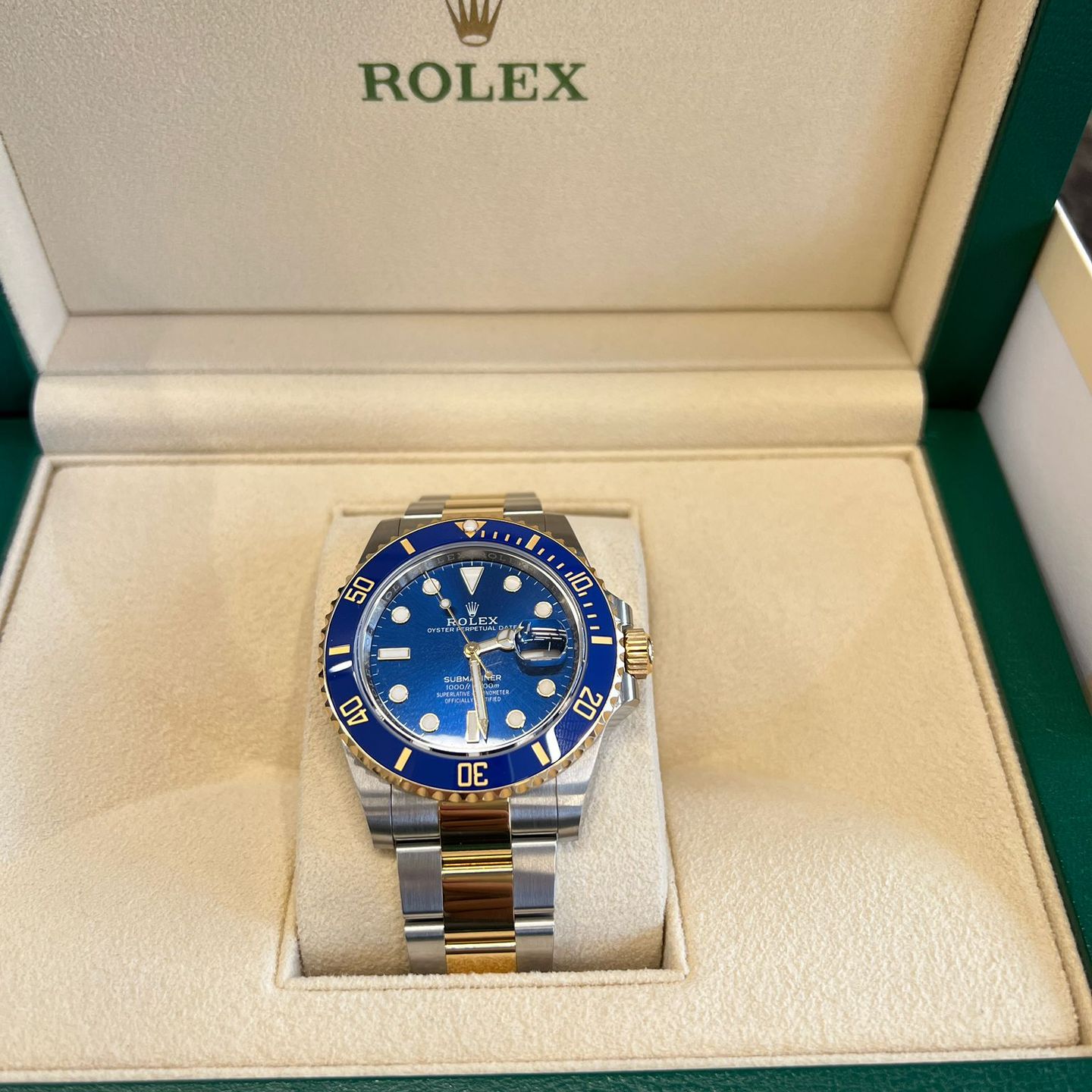 Rolex Submariner Date 126613LB - (2/5)