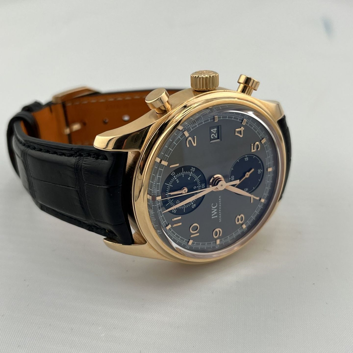 IWC Portuguese Chronograph IW390405 (2016) - Grey dial 42 mm Rose Gold case (6/8)