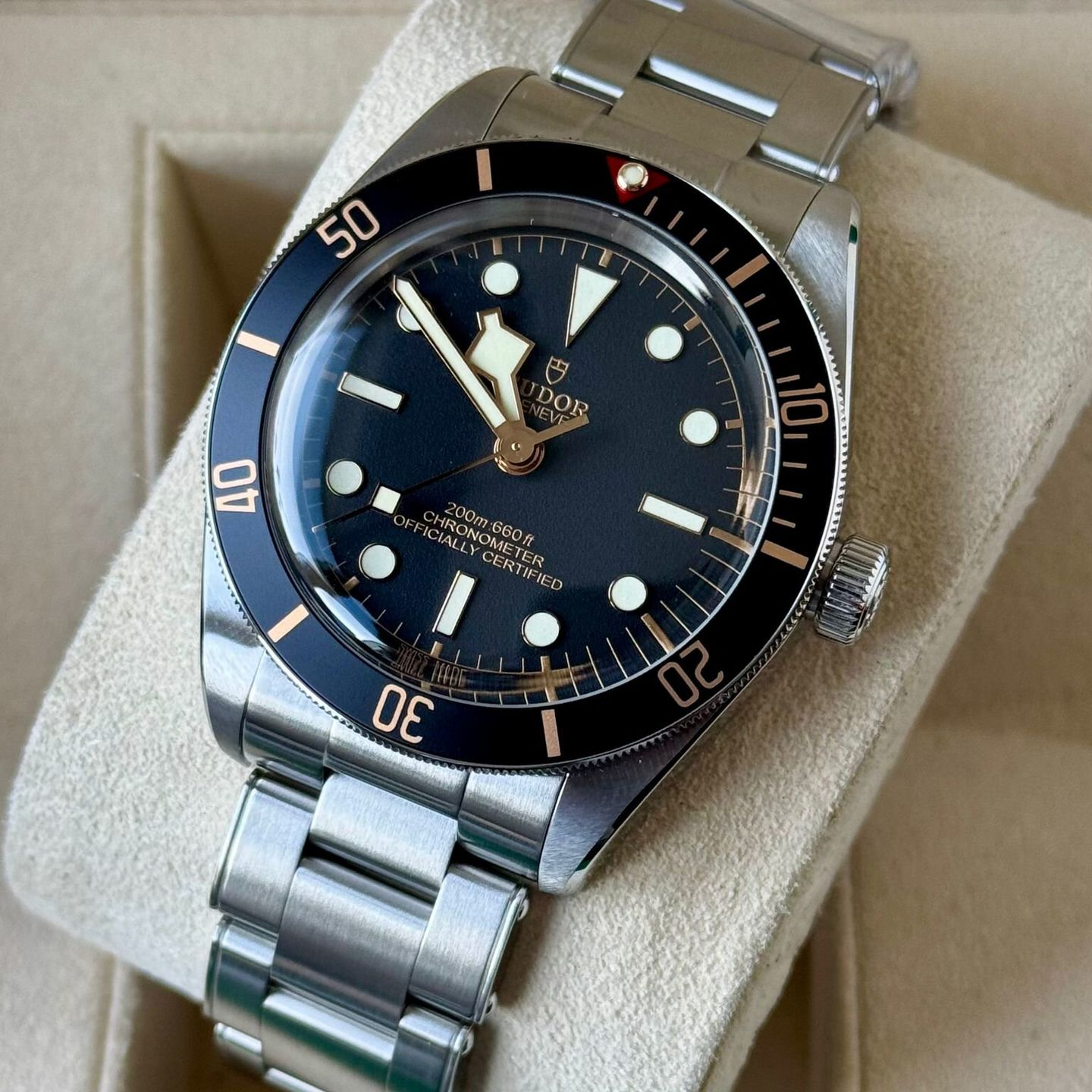 Tudor Black Bay Fifty-Eight 79030N (2024) - Black dial 39 mm Steel case (3/7)