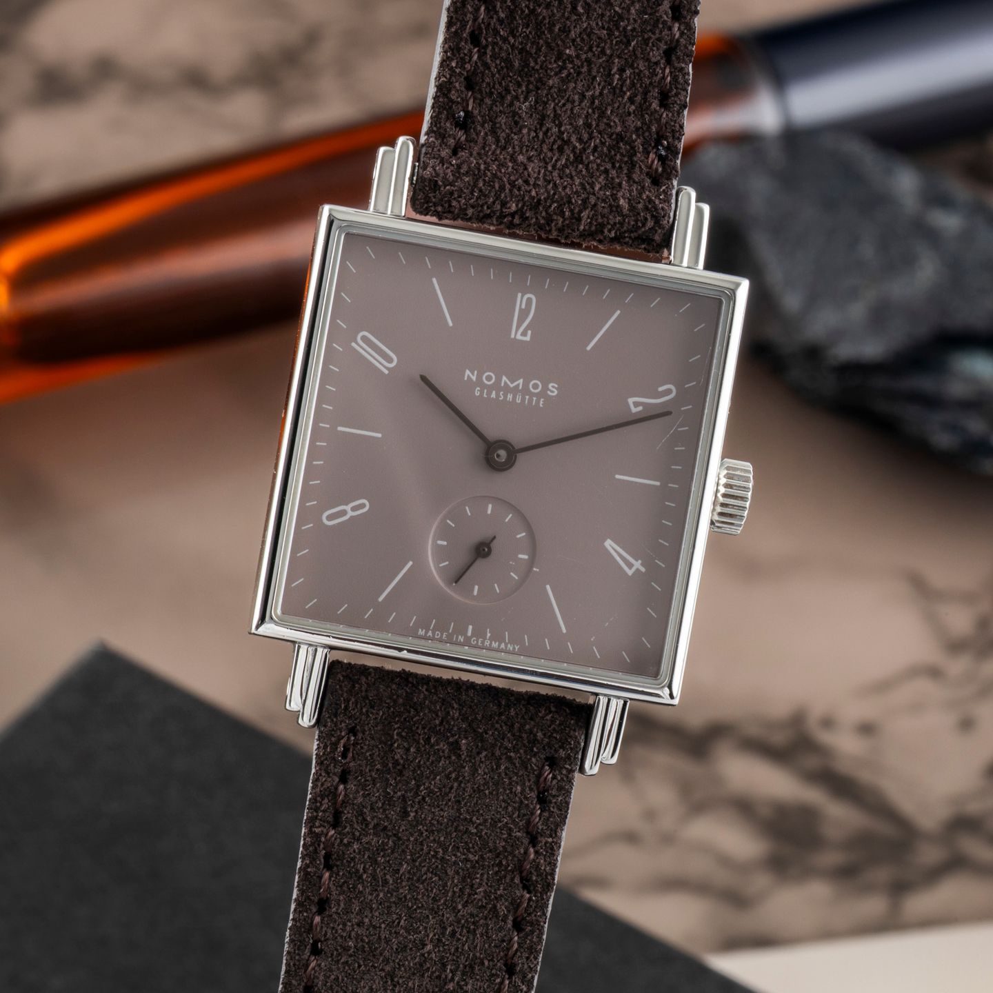 NOMOS Tetra 481 - (3/8)