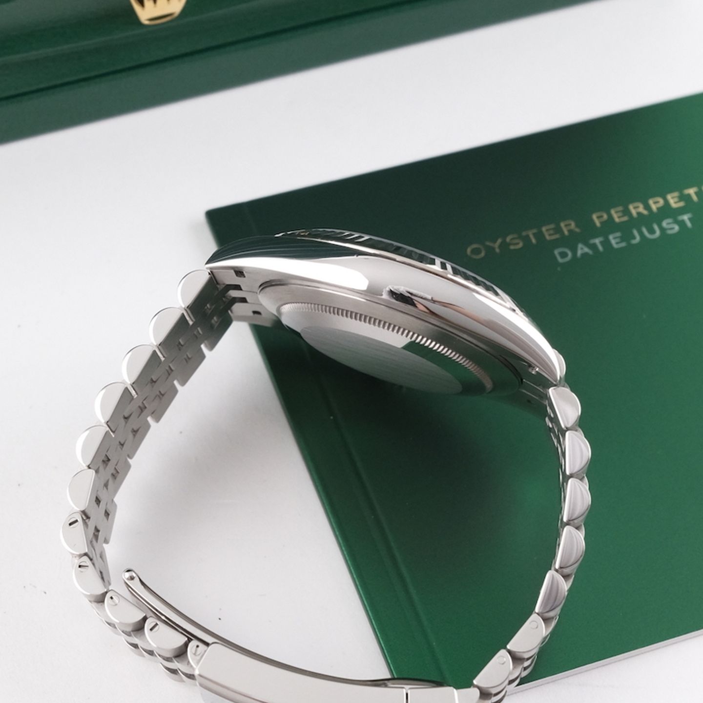 Rolex Datejust 41 126334 (2024) - 41 mm Steel case (3/8)