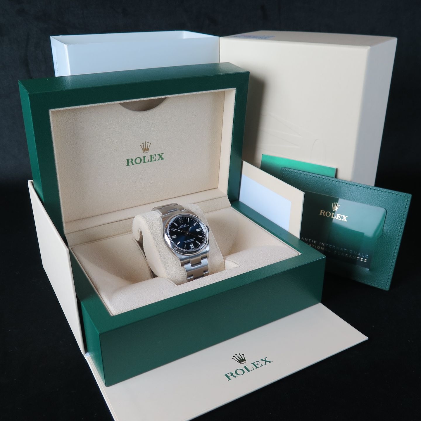 Rolex Oyster Perpetual 36 126000 - (8/8)