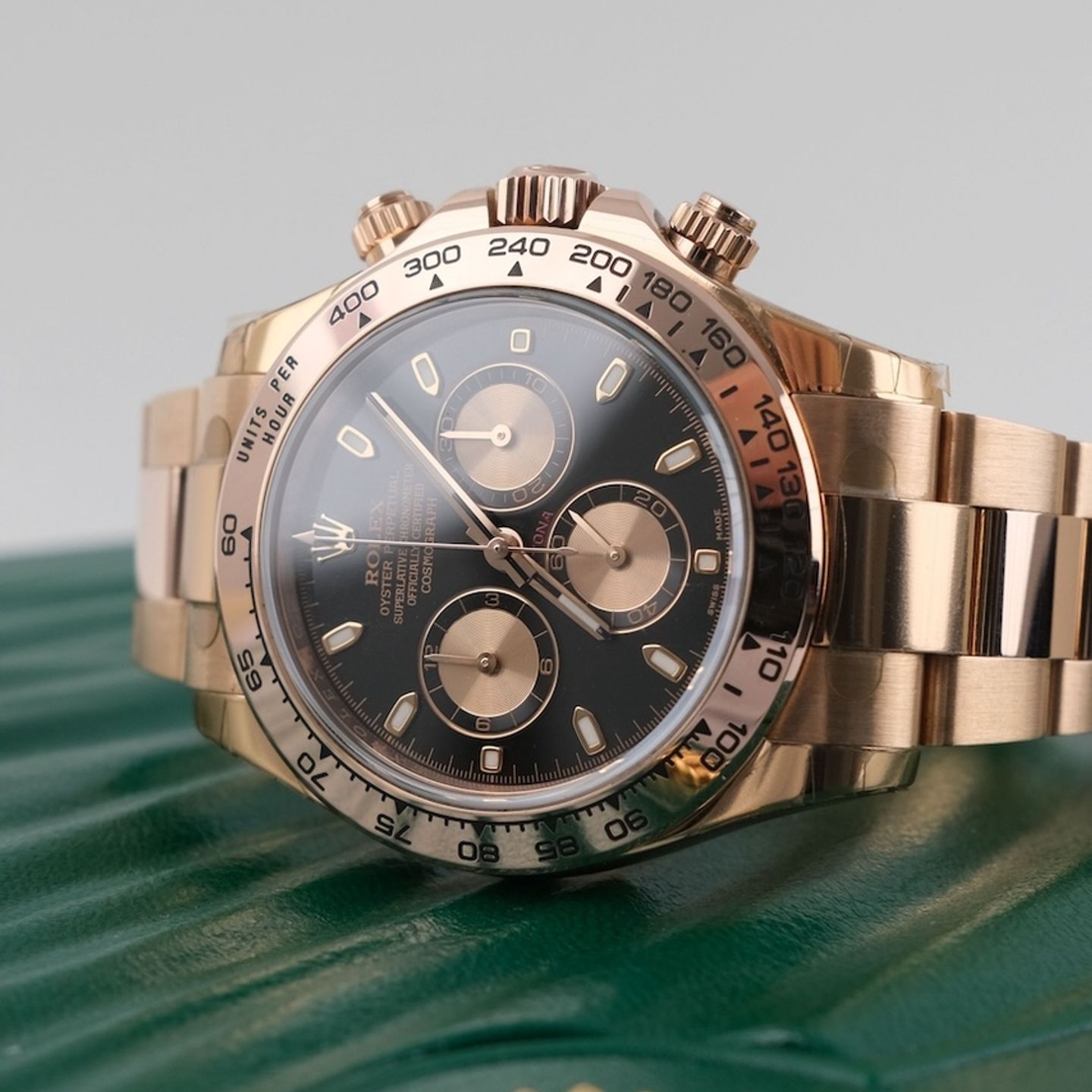 Rolex Daytona 116505 - (4/8)