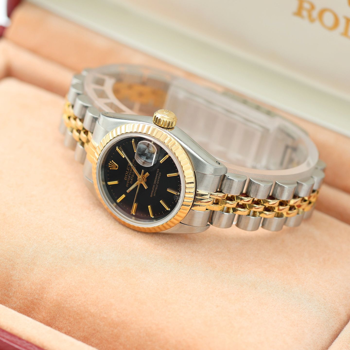 Rolex Lady-Datejust 69173 (Unknown (random serial)) - Black dial 26 mm Gold/Steel case (2/8)