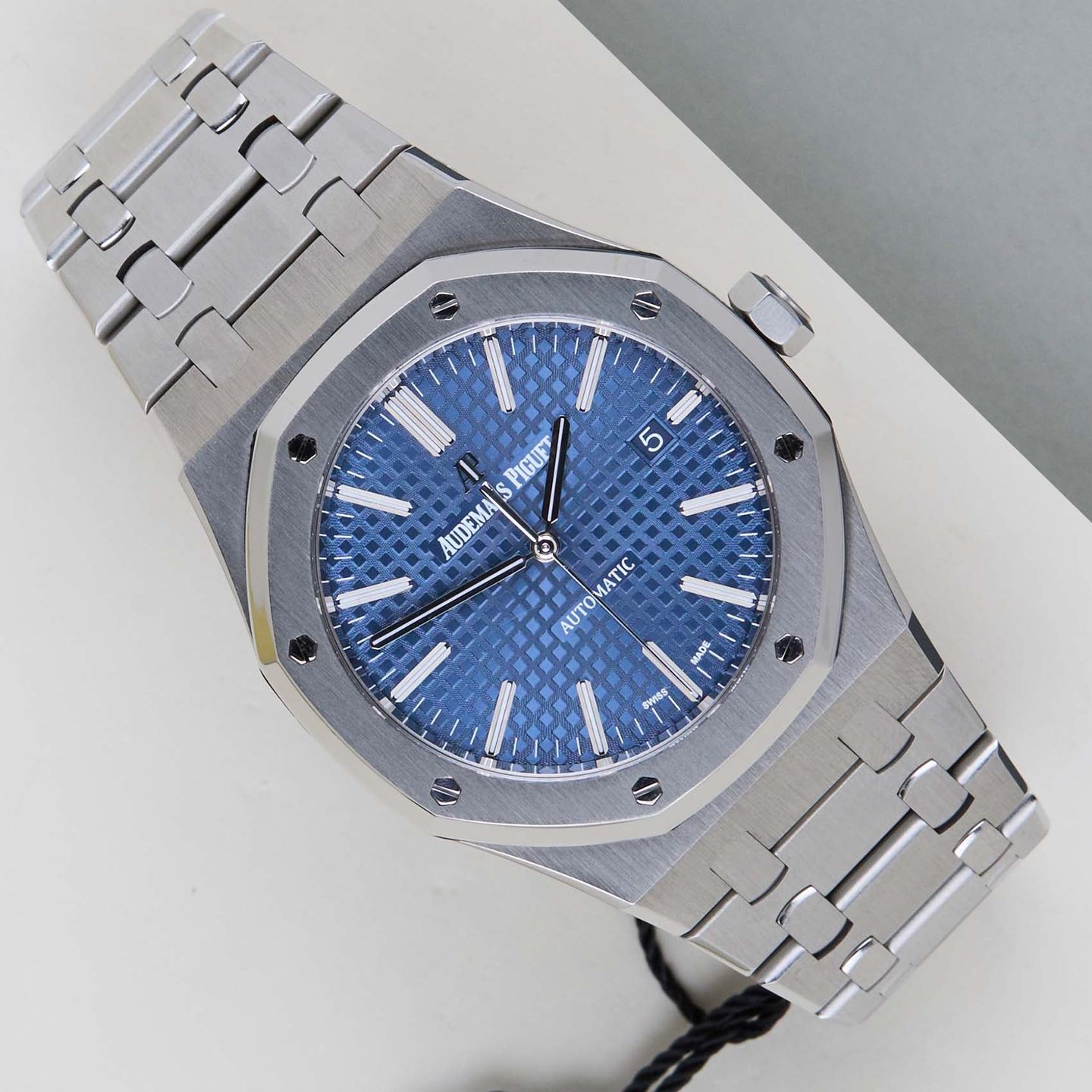 Audemars Piguet Jules Audemars 25919BC.OO.D002CR.02 (2017) - Zwart wijzerplaat 39mm Witgoud (1/8)