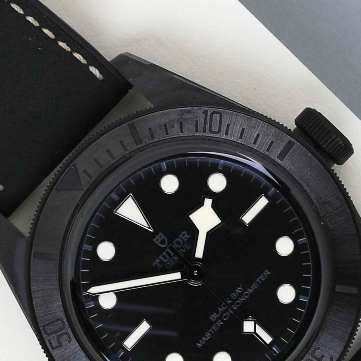 Tudor Black Bay 79210CNU (2022) - Black dial 41 mm Ceramic case (3/8)