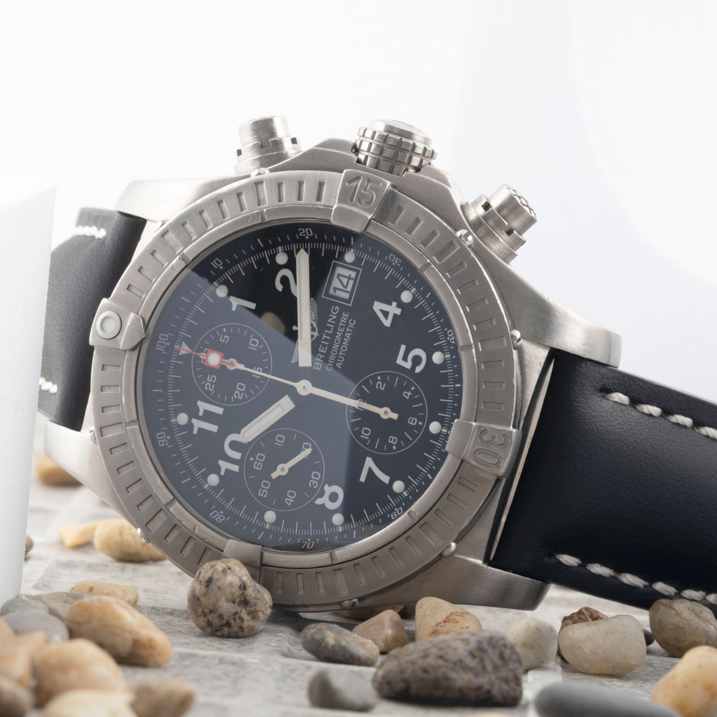 Breitling Avenger E13360 (2005) - 44mm Titanium (2/8)