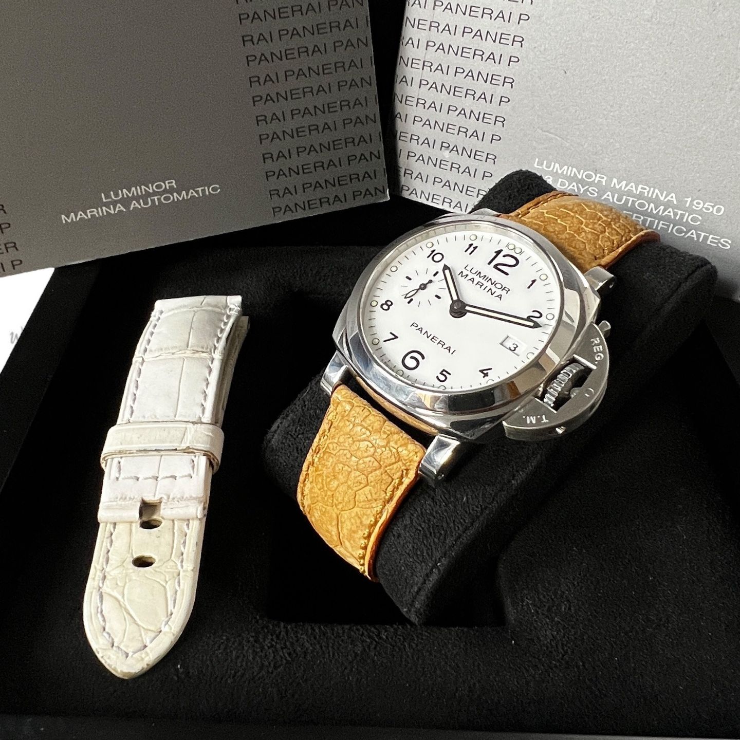Panerai Luminor Marina 1950 3 Days Automatic PAM00523 (2015) - White dial 42 mm Steel case (8/8)