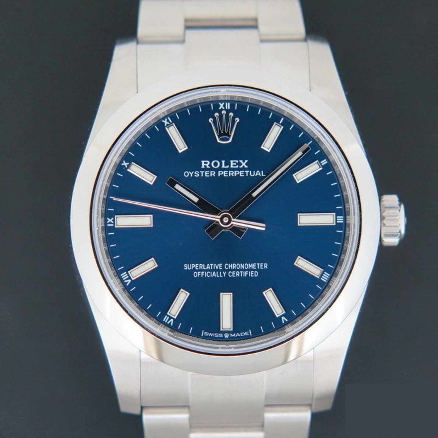 Rolex Oyster Perpetual 34 124200 (2023) - 34mm Staal (2/4)