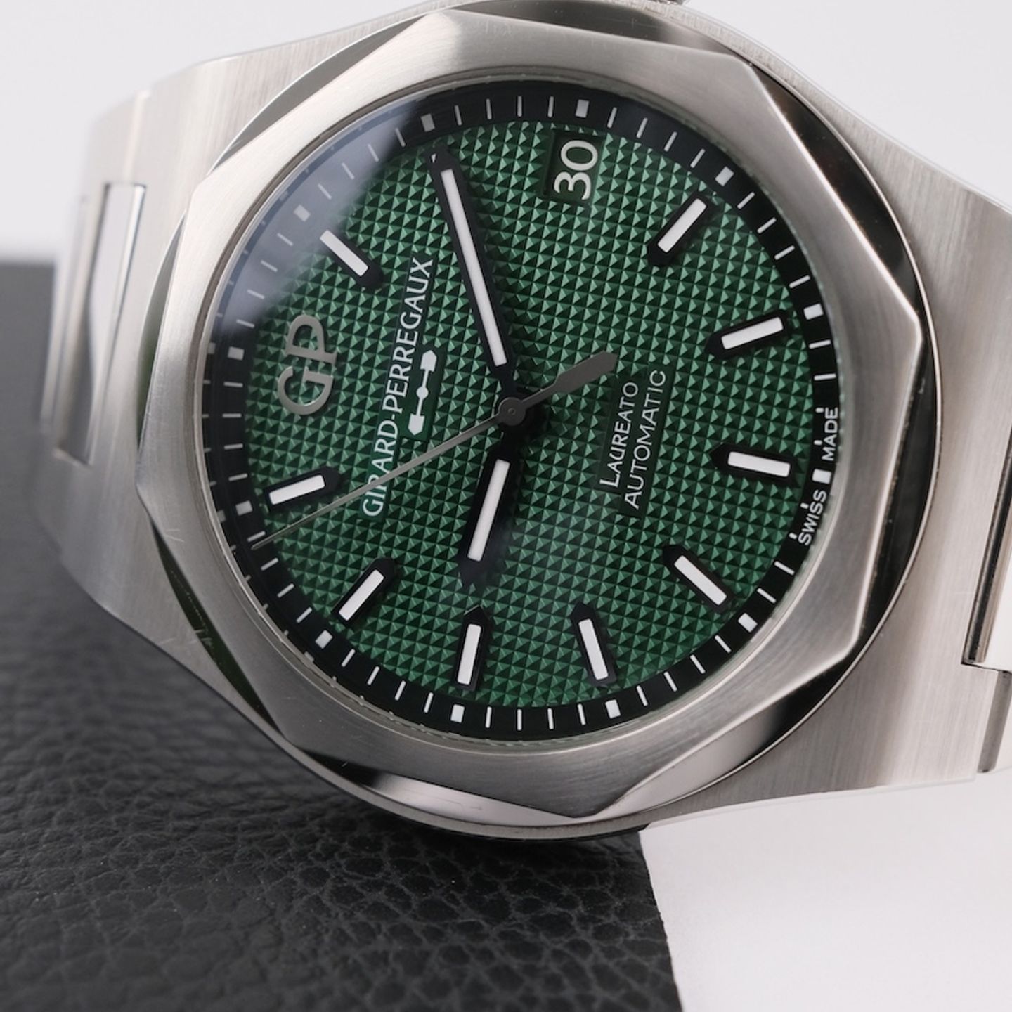 Girard-Perregaux Laureato 81010-11-3153-1CM - (3/8)