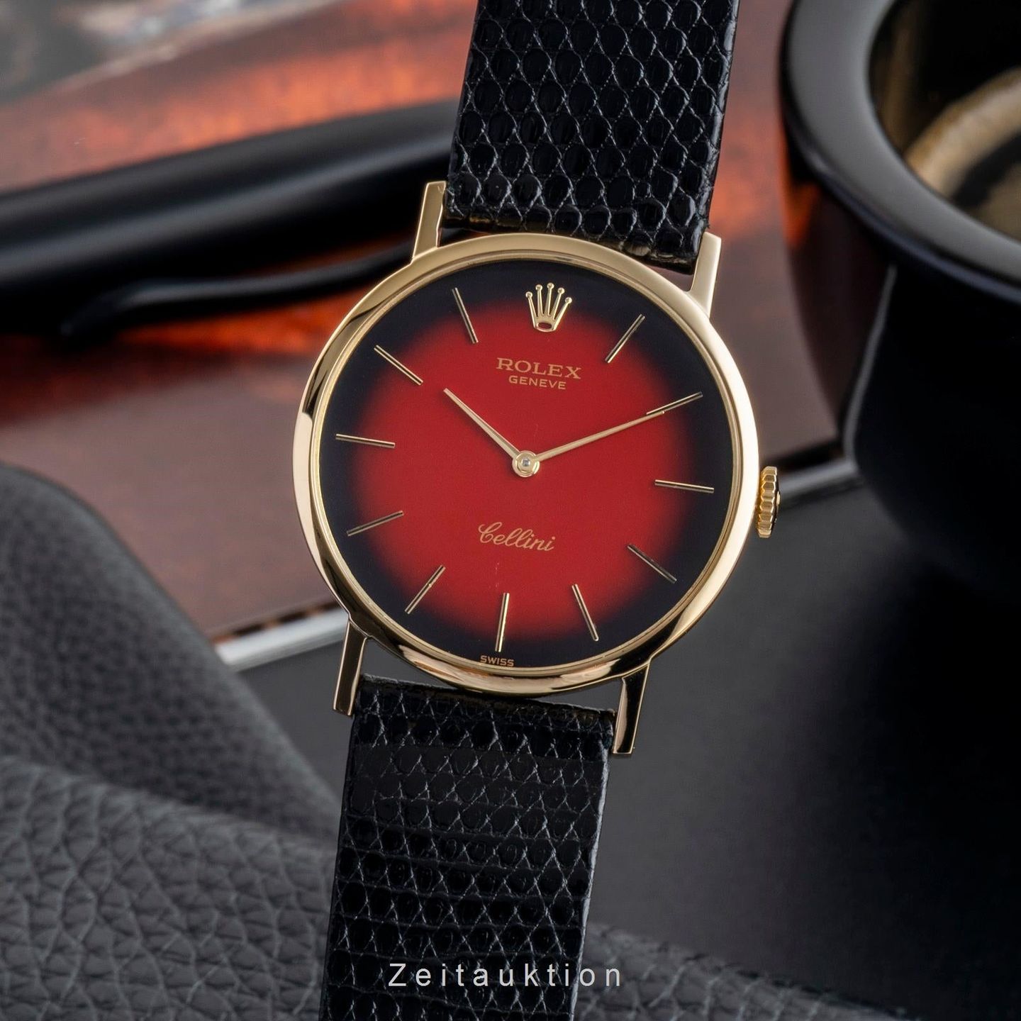 Rolex Cellini 4112 (1976) - Red dial 32 mm Yellow Gold case (1/8)