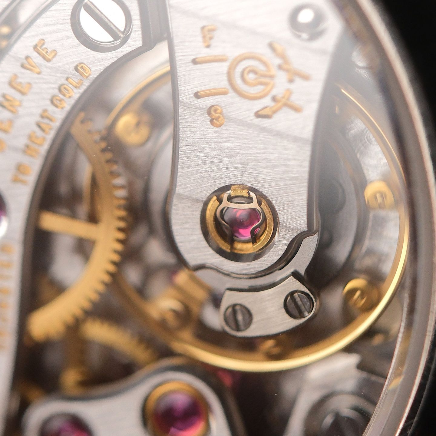 Patek Philippe Calatrava 7119G - (5/8)