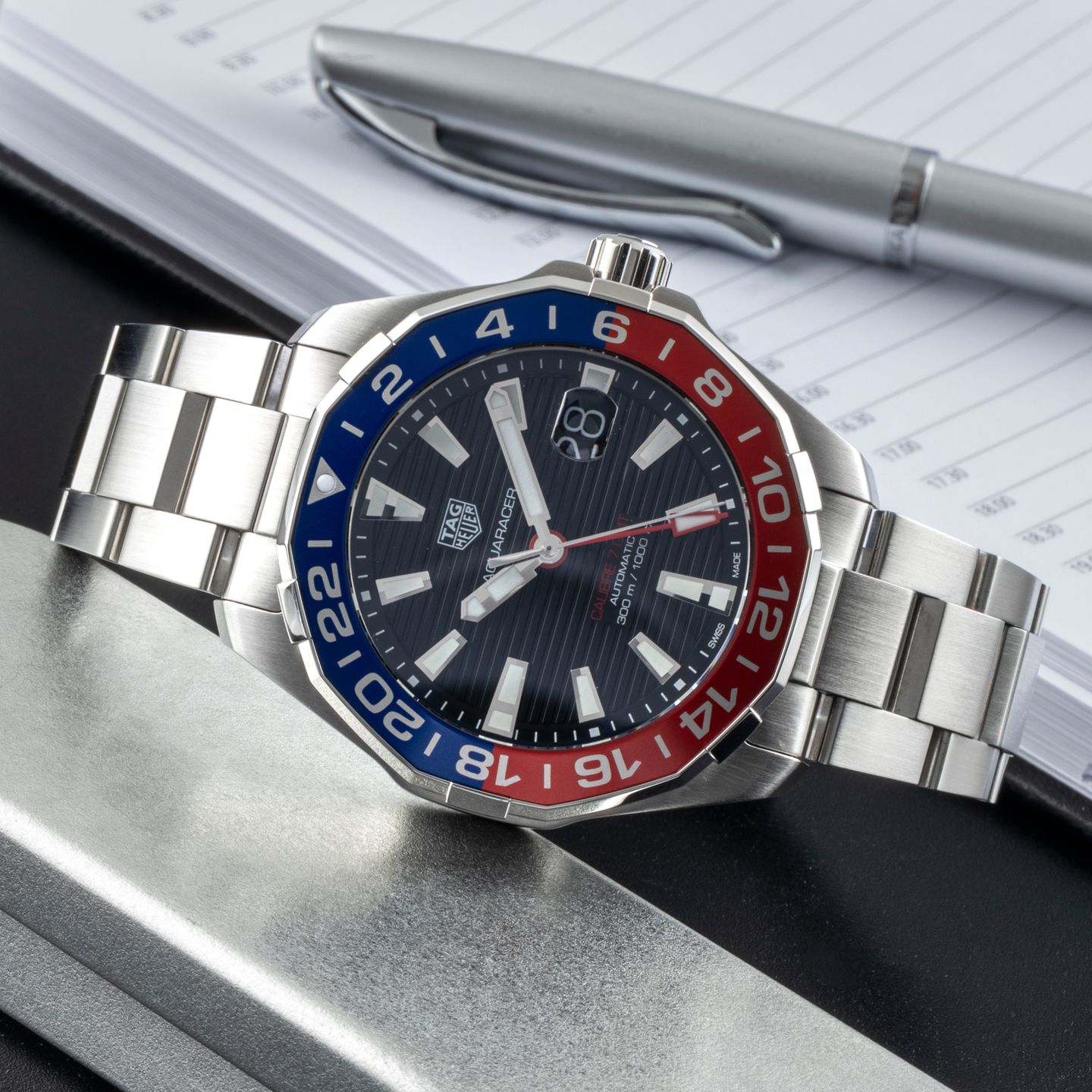 TAG Heuer Carrera Calibre HEUER 01 CAR201AA.BA0714 (Unknown (random serial)) - White dial 43 mm Steel case (2/8)