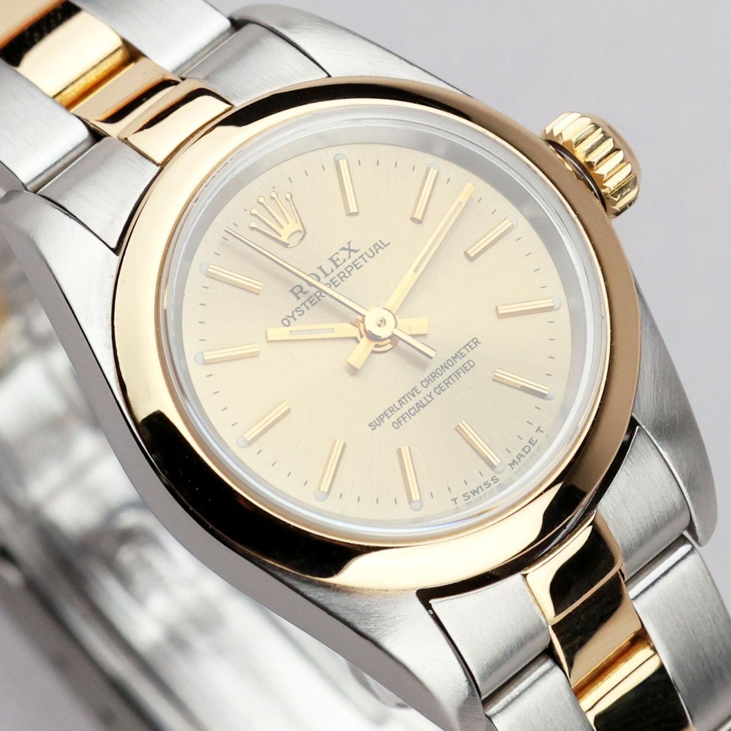 Rolex Oyster Perpetual 67193 (Onbekend (willekeurig serienummer)) - Champagne wijzerplaat 26mm Goud/Staal (3/7)