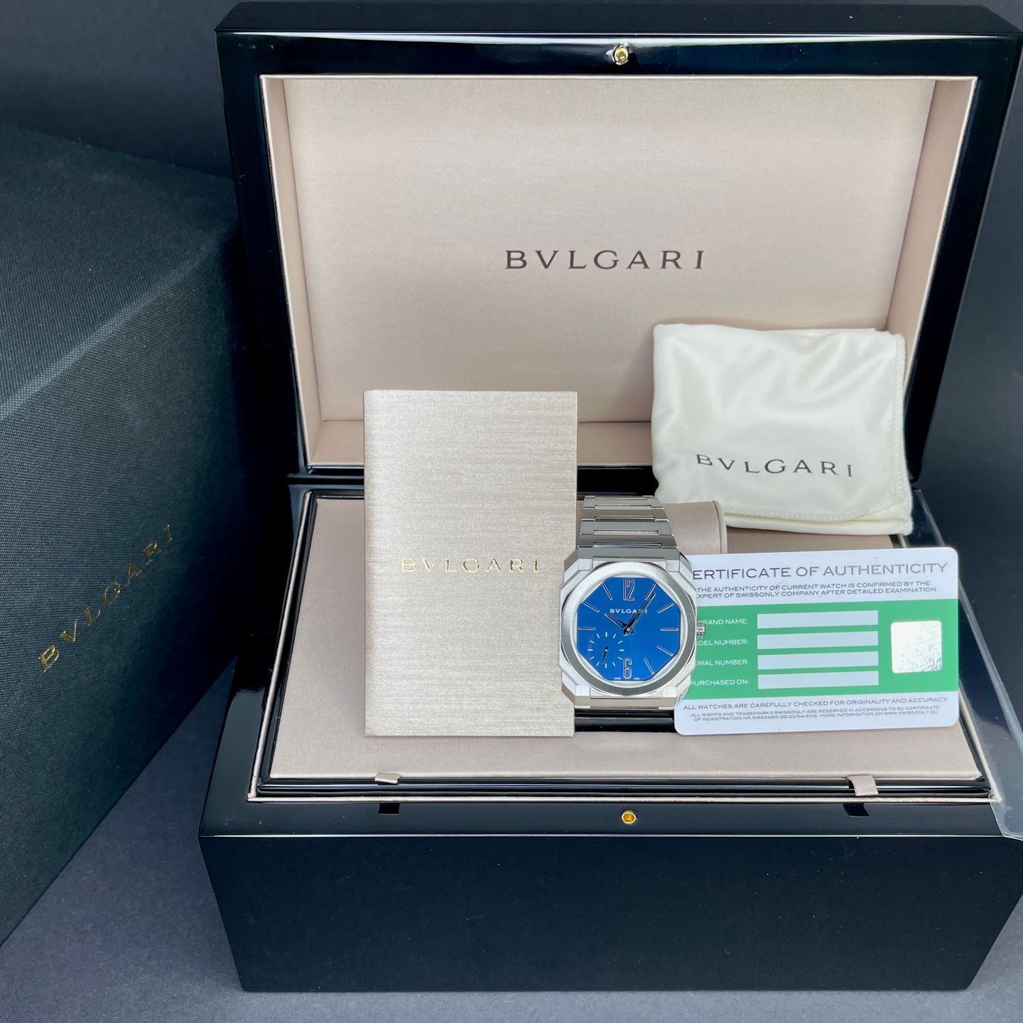 Bulgari Octo 103431 (2023) - Blauw wijzerplaat 40mm Staal (2/8)